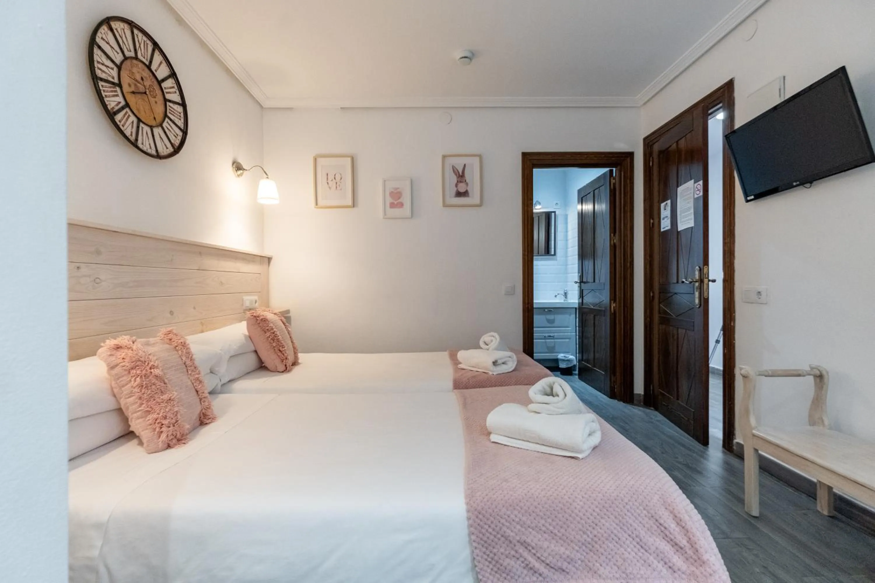 Bed in El Nogal Home