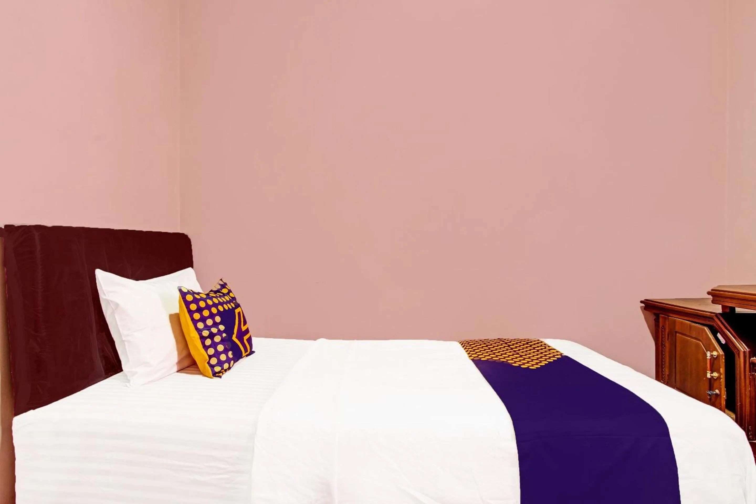 Bedroom in Hotel O Guest House Mustika Syariah Near alun alun kota purwokerto