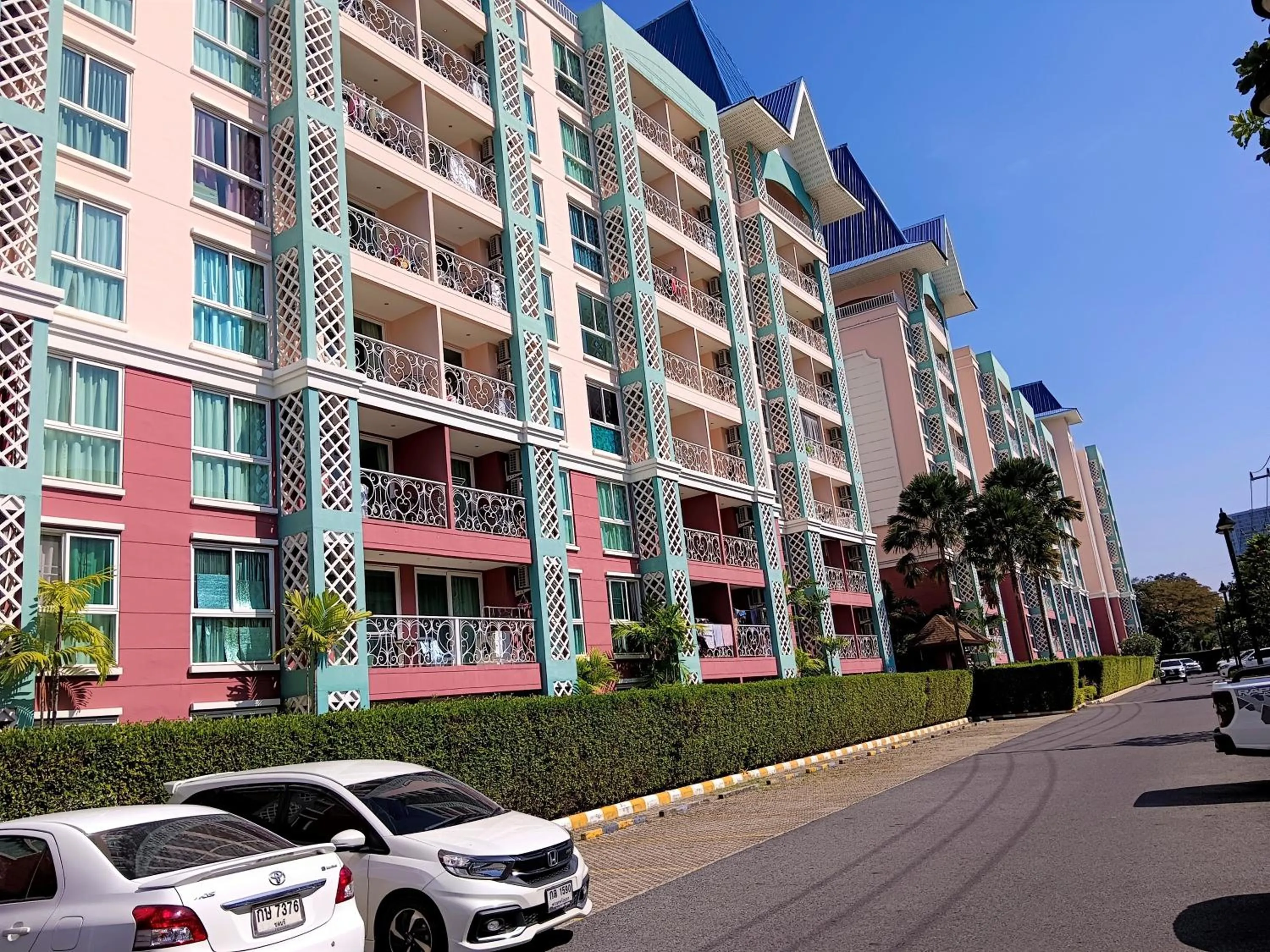 Property building in Grande Caribbean Condo Resort Pattaya