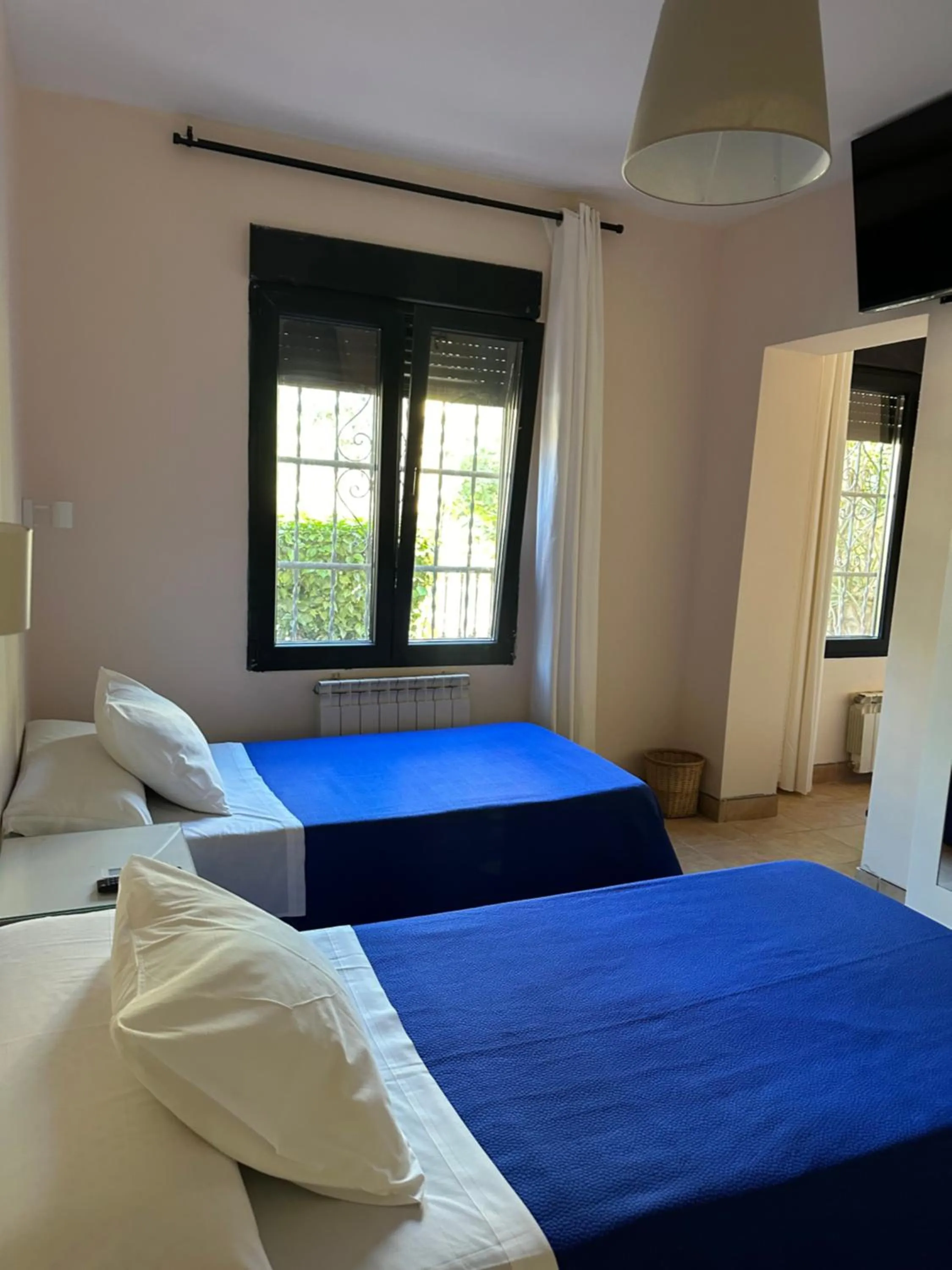 Bed in Hostal Moscatel