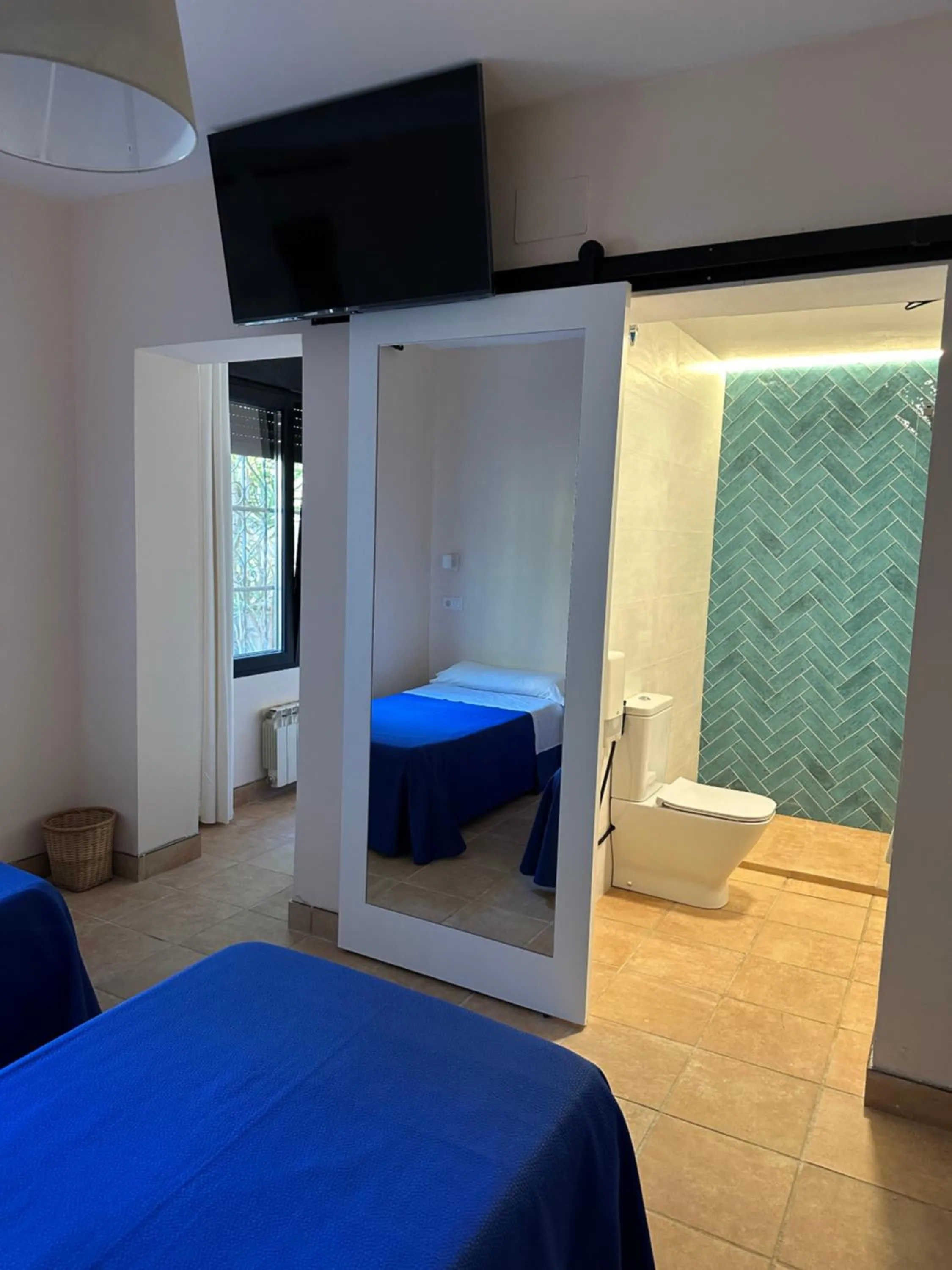 Bed in Hostal Moscatel