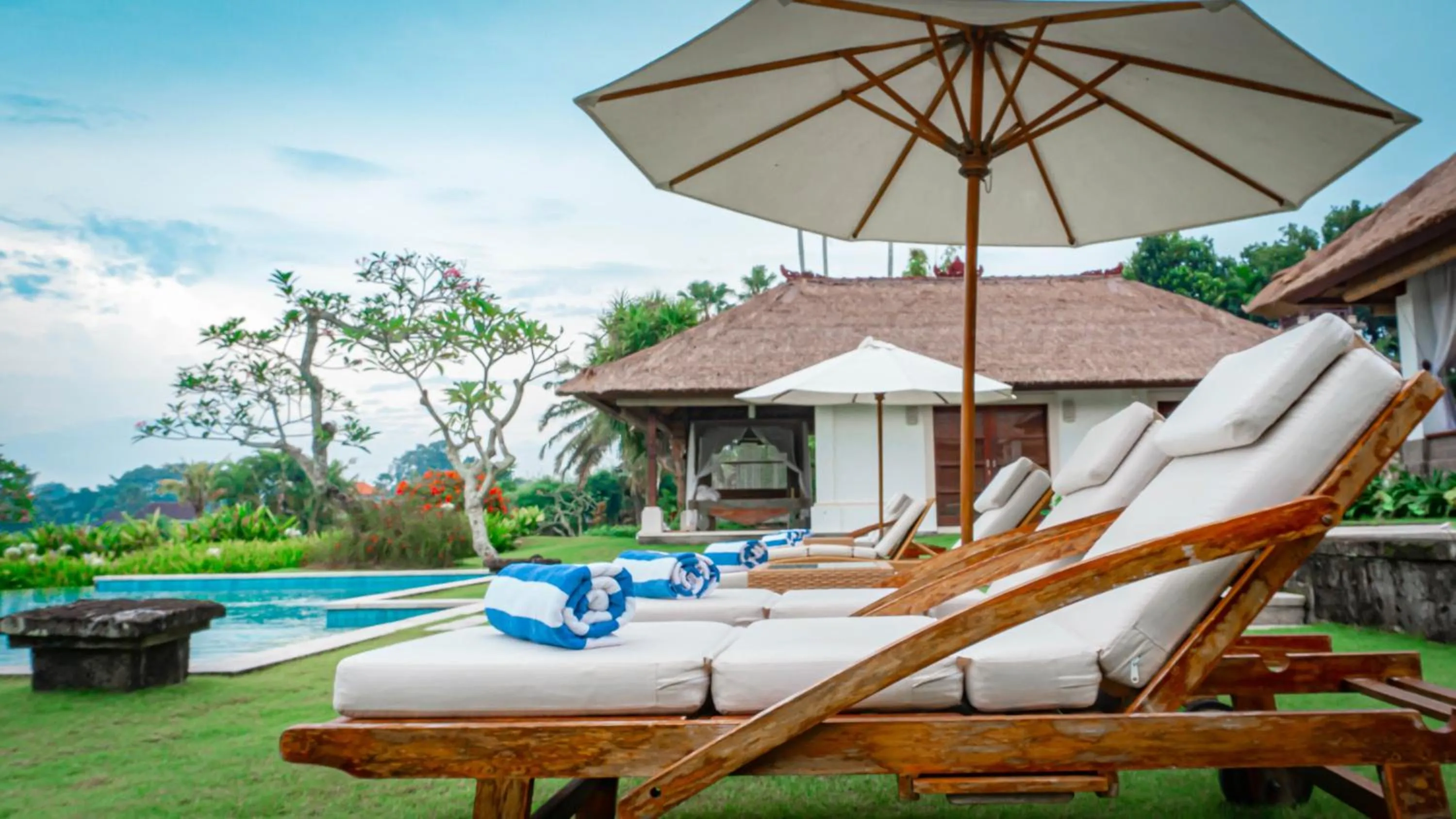 Day in The Lotus Residence by Amerta Experience