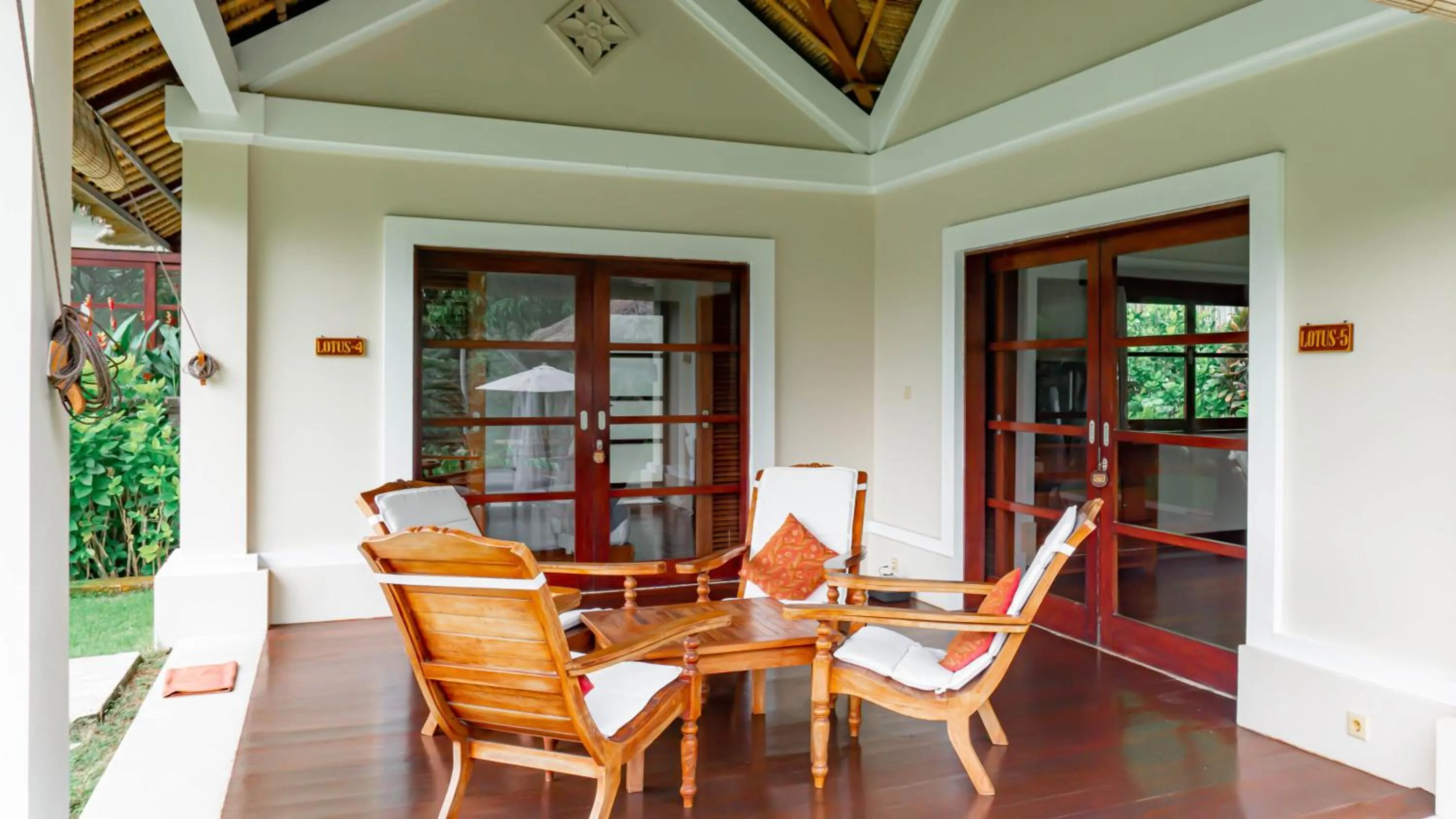 Patio in The Lotus Residence by Amerta Experience