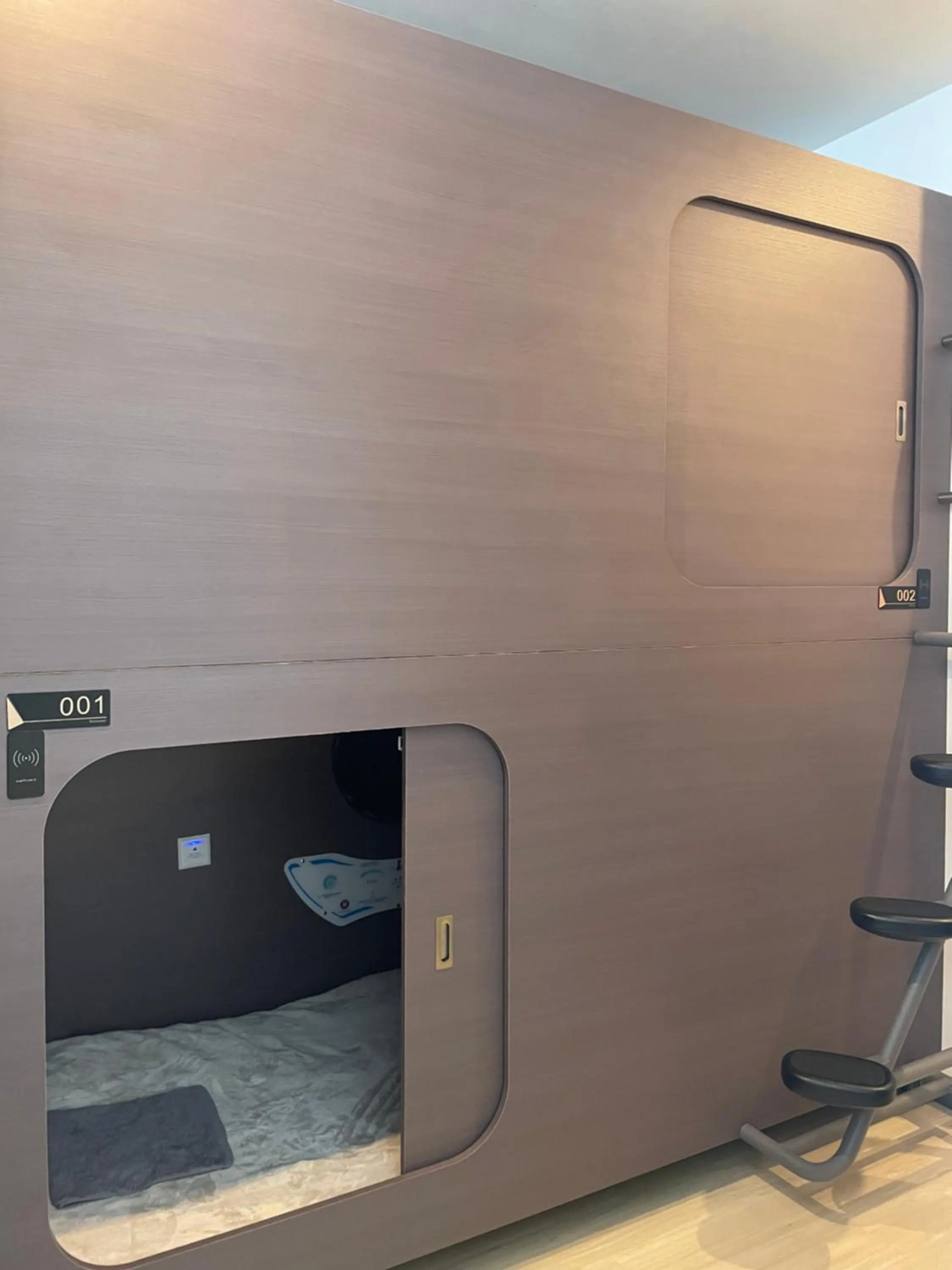 Bed in Q FOX BLACK DIAMOND HOTEL