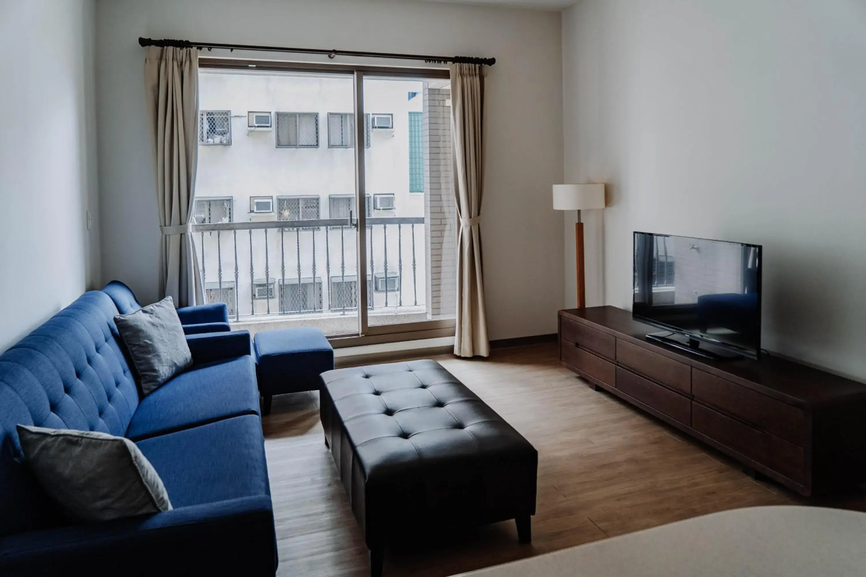 Double or Twin Room in LAR Suite Double or Twin Room in LAR Suite