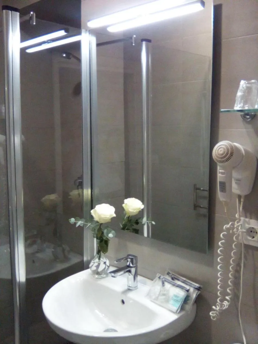 Bathroom in Hotel Los Olivos