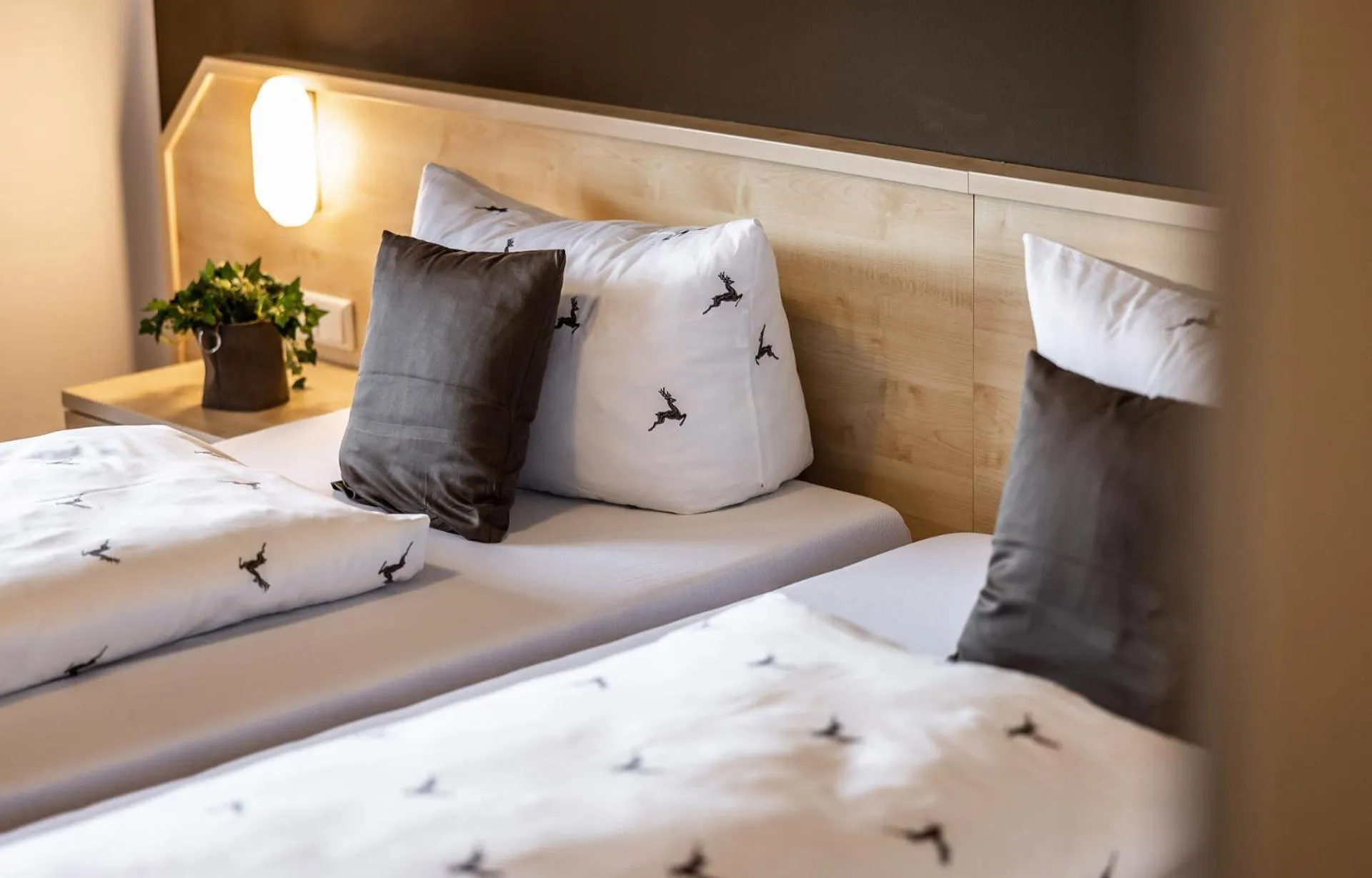 Bed in Brauereigasthof Hofmark