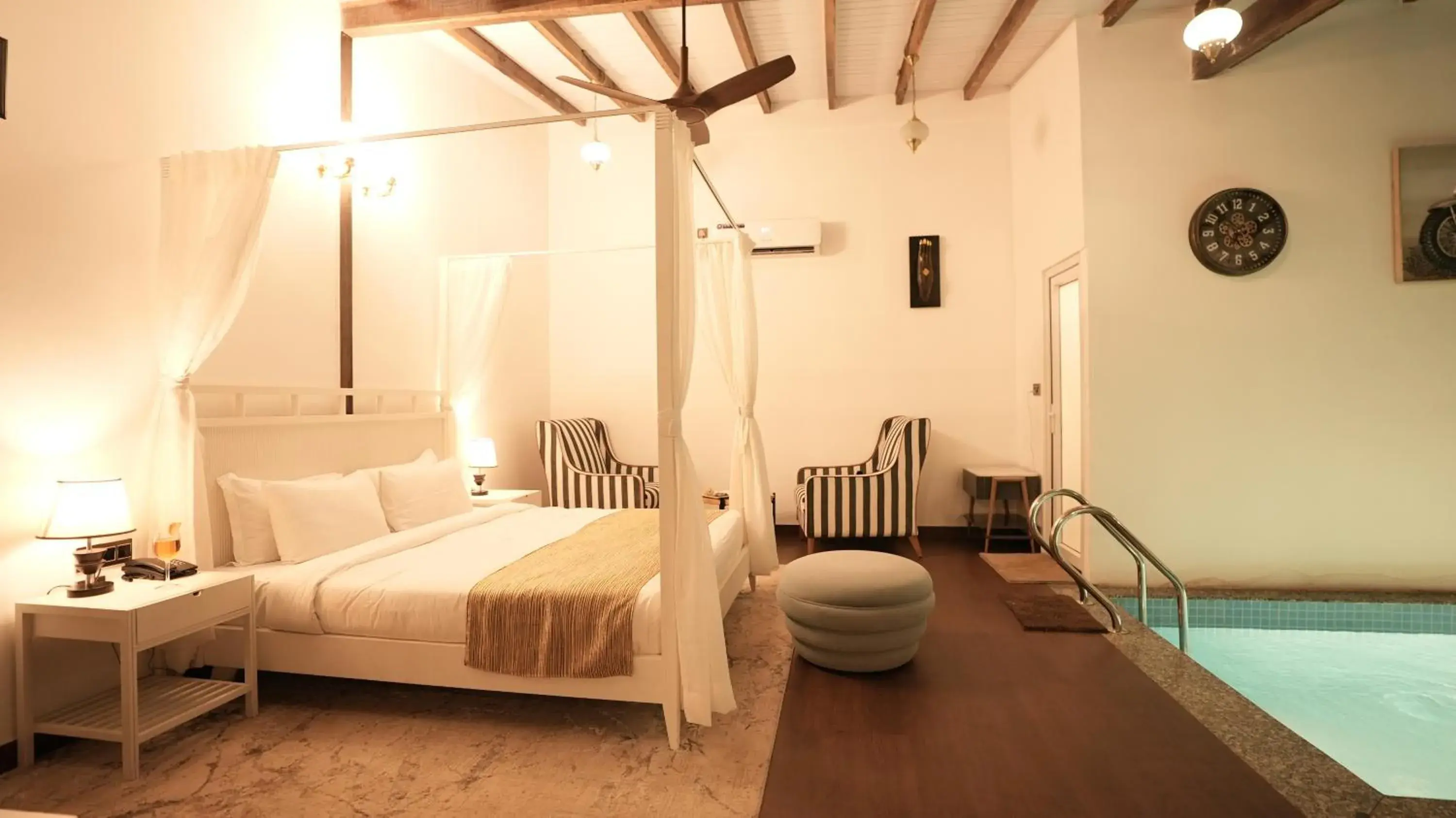 Bed in Prive by Whiteflower Bed in Prive by Whiteflower