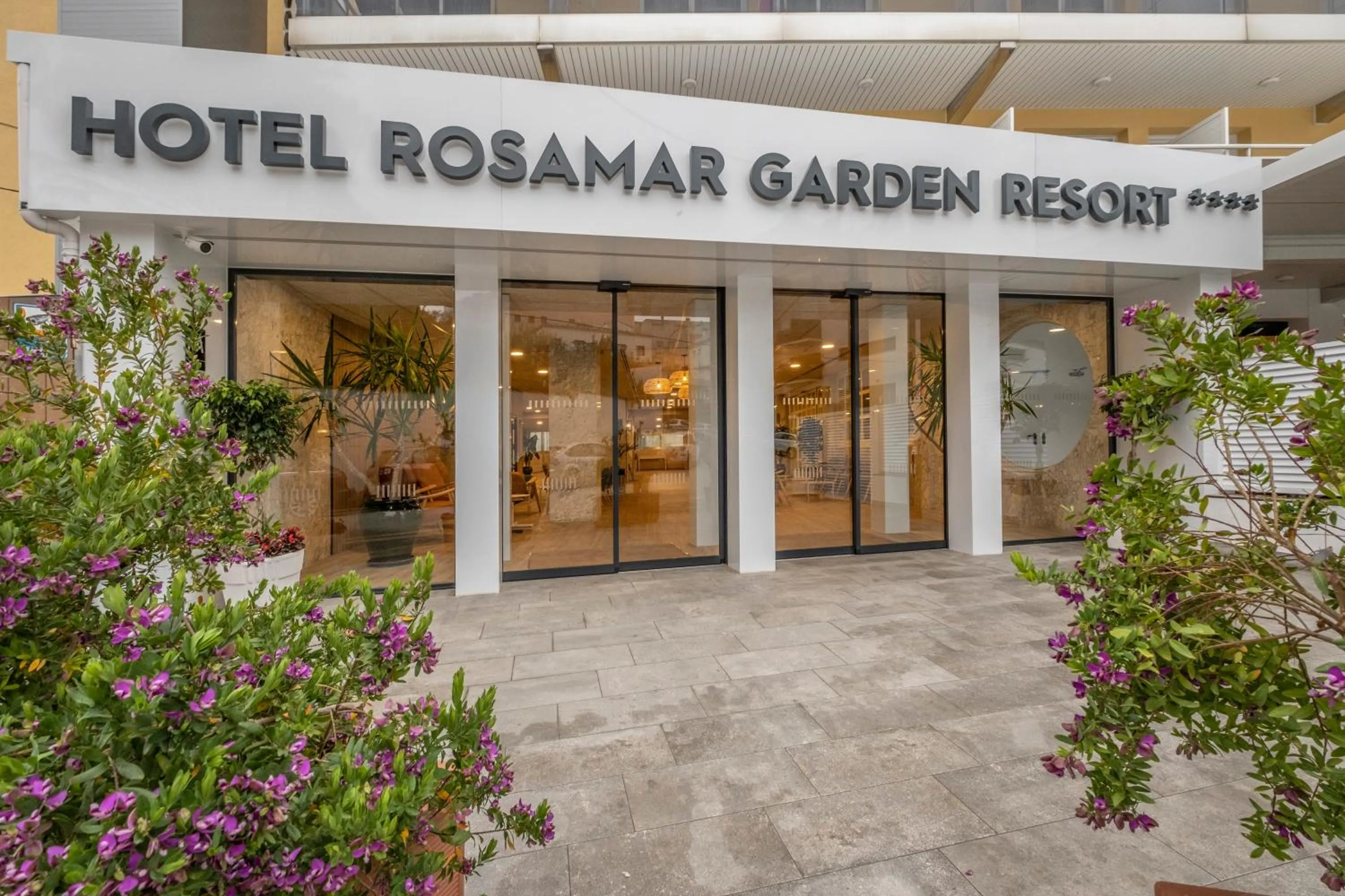 Facade/entrance in Hotel Rosamar Garden Resort 4*