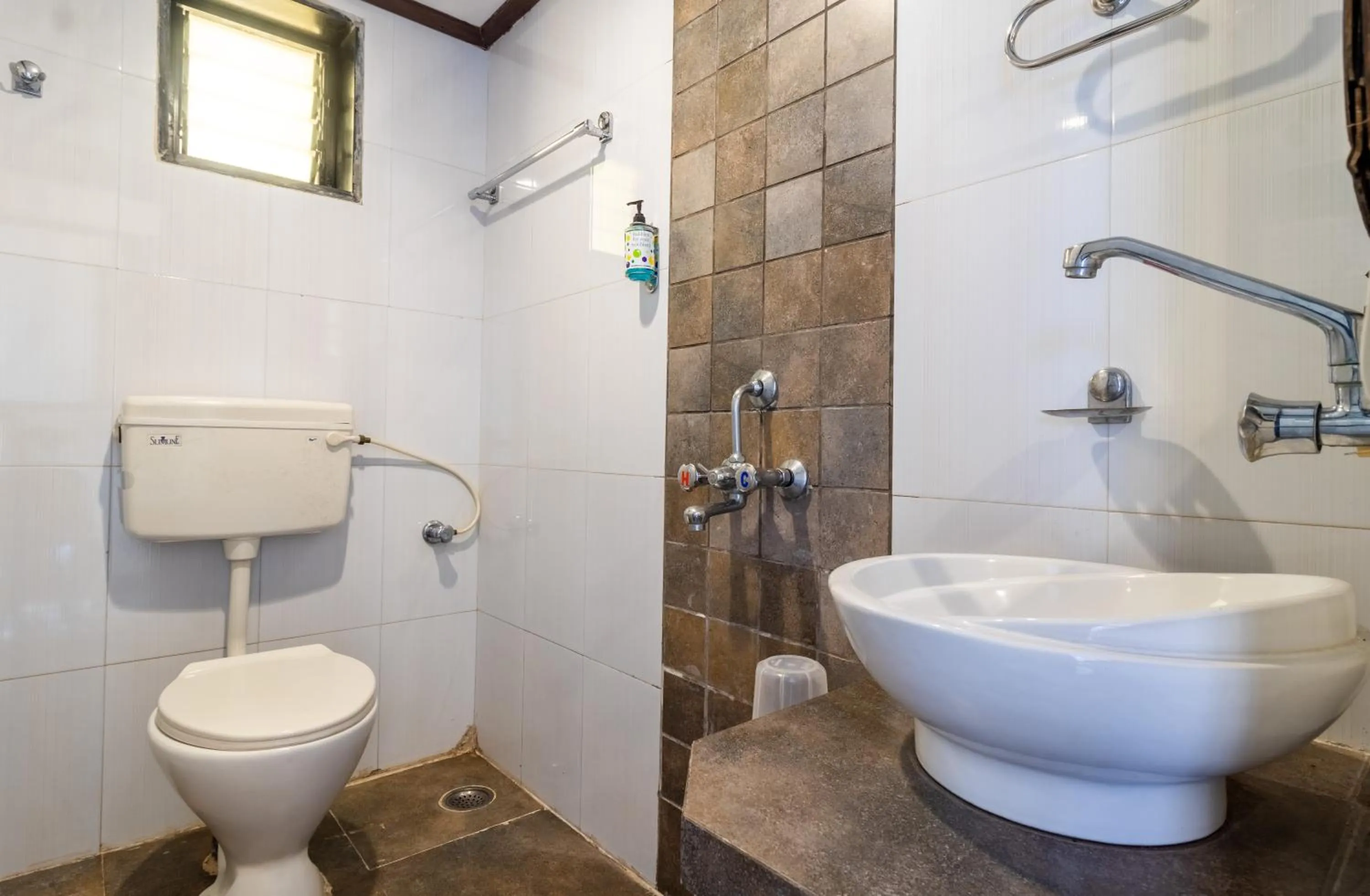 Shower in Saga Resort