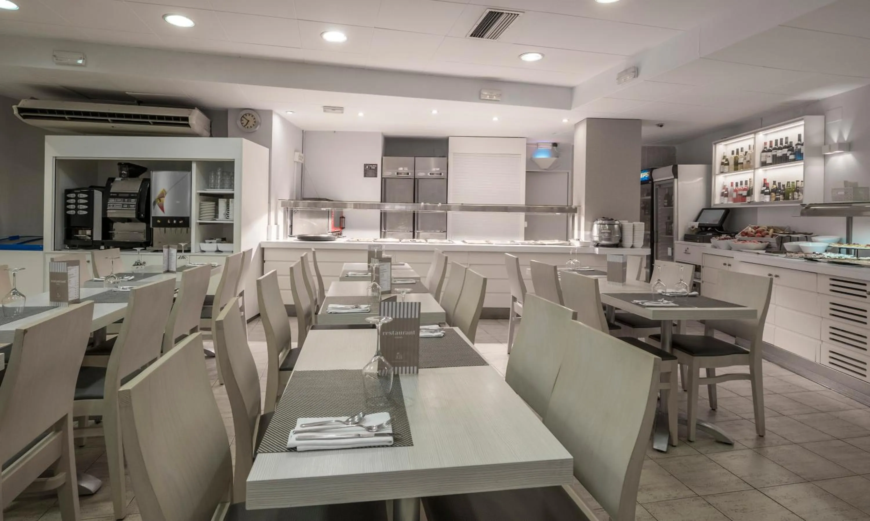 Restaurant/places to eat in Hotel Rosamar Maxim 4*- Adults Only