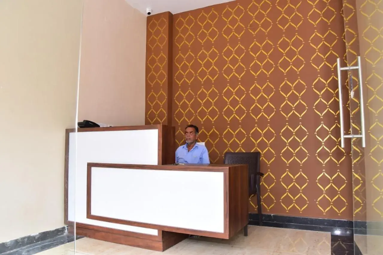 CHANDRA ROYAL RESIDENCY CHANDRA ROYAL RESIDENCY