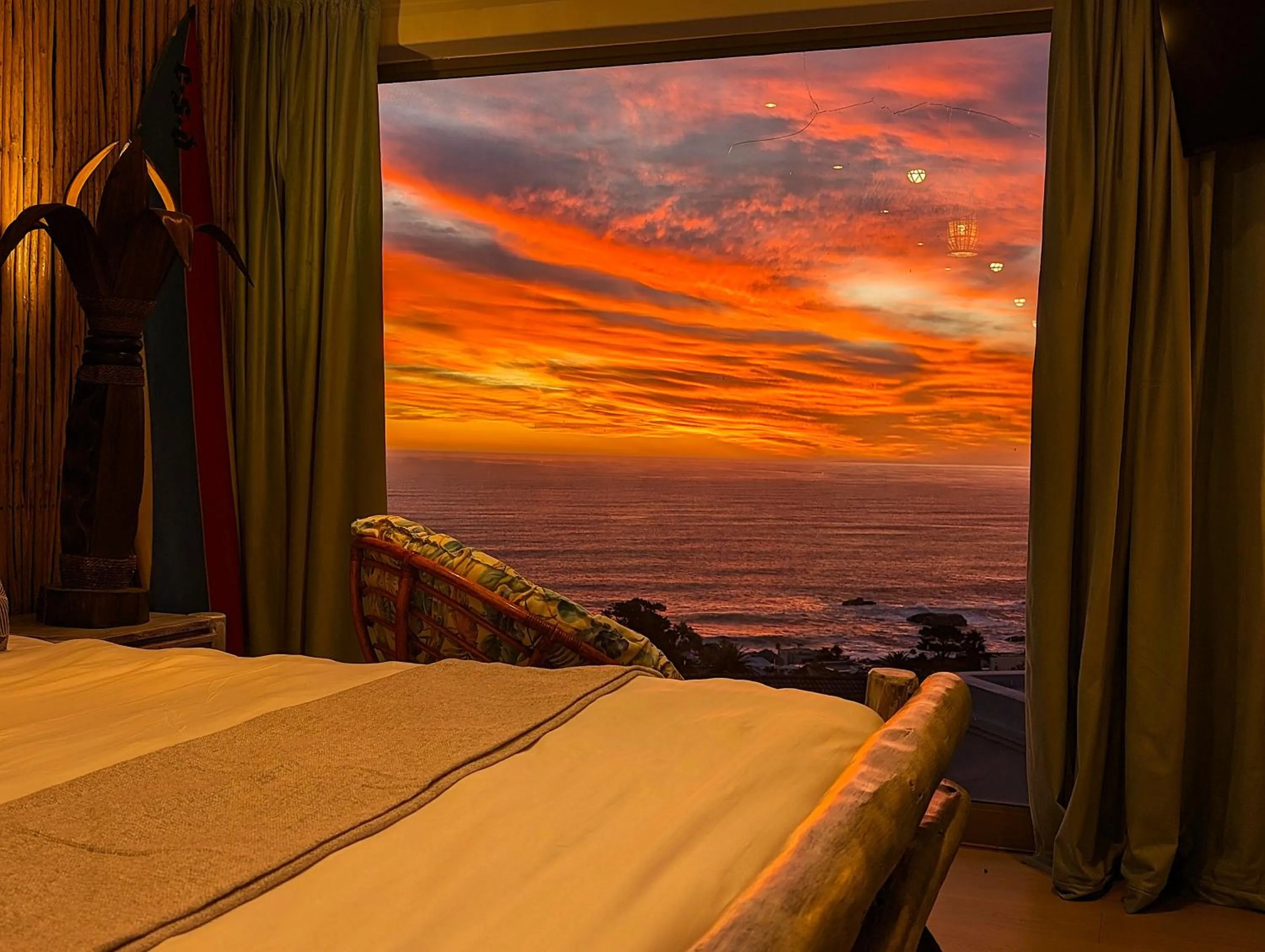Bedroom in Beachwood Camps Bay