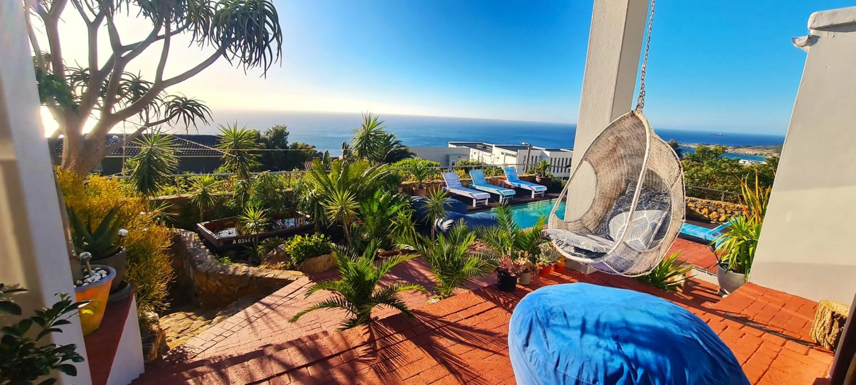 Balcony/Terrace in Beachwood Camps Bay