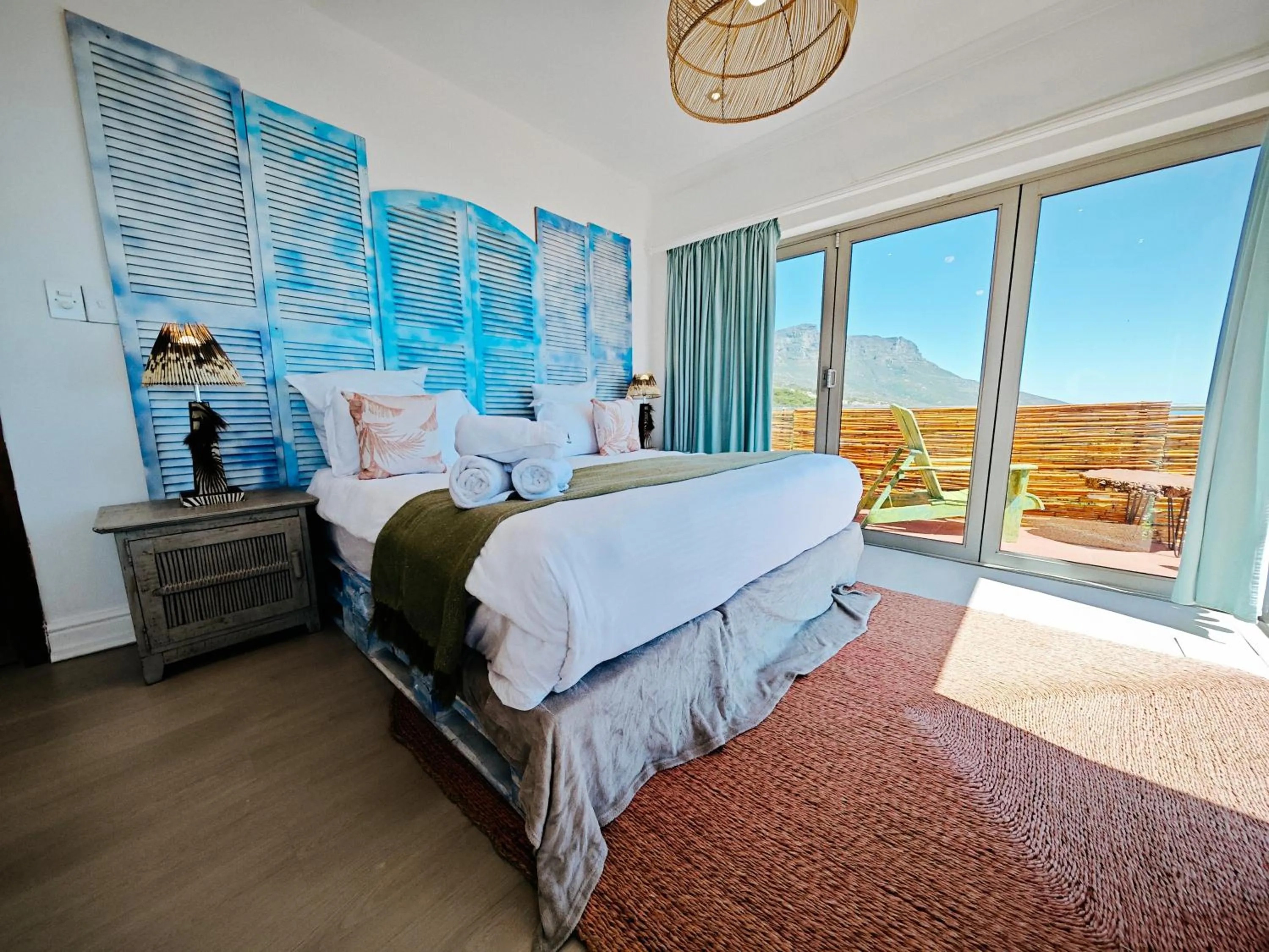 Balcony/Terrace in Beachwood Camps Bay