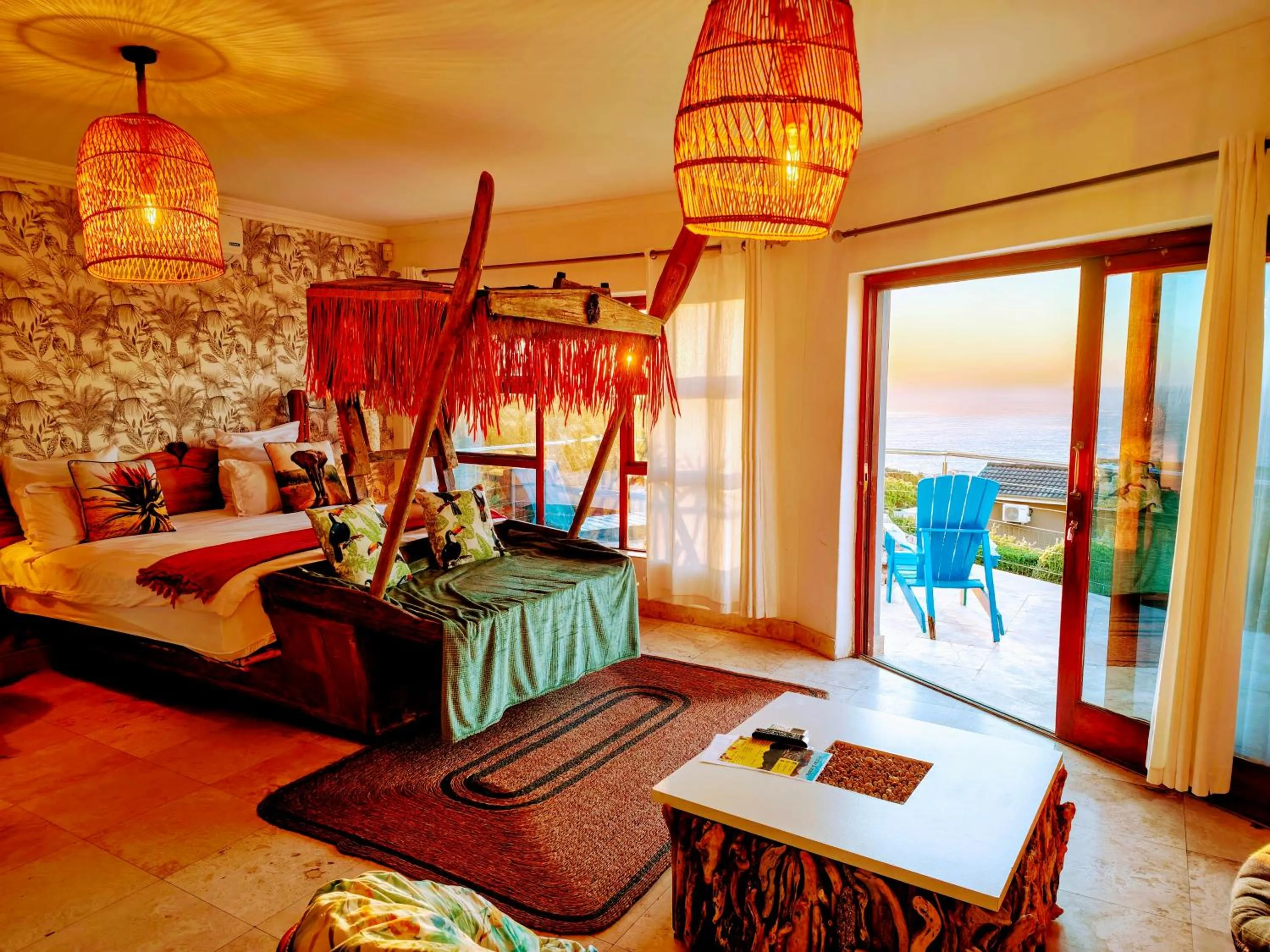 Photo of the whole room in Beachwood Camps Bay