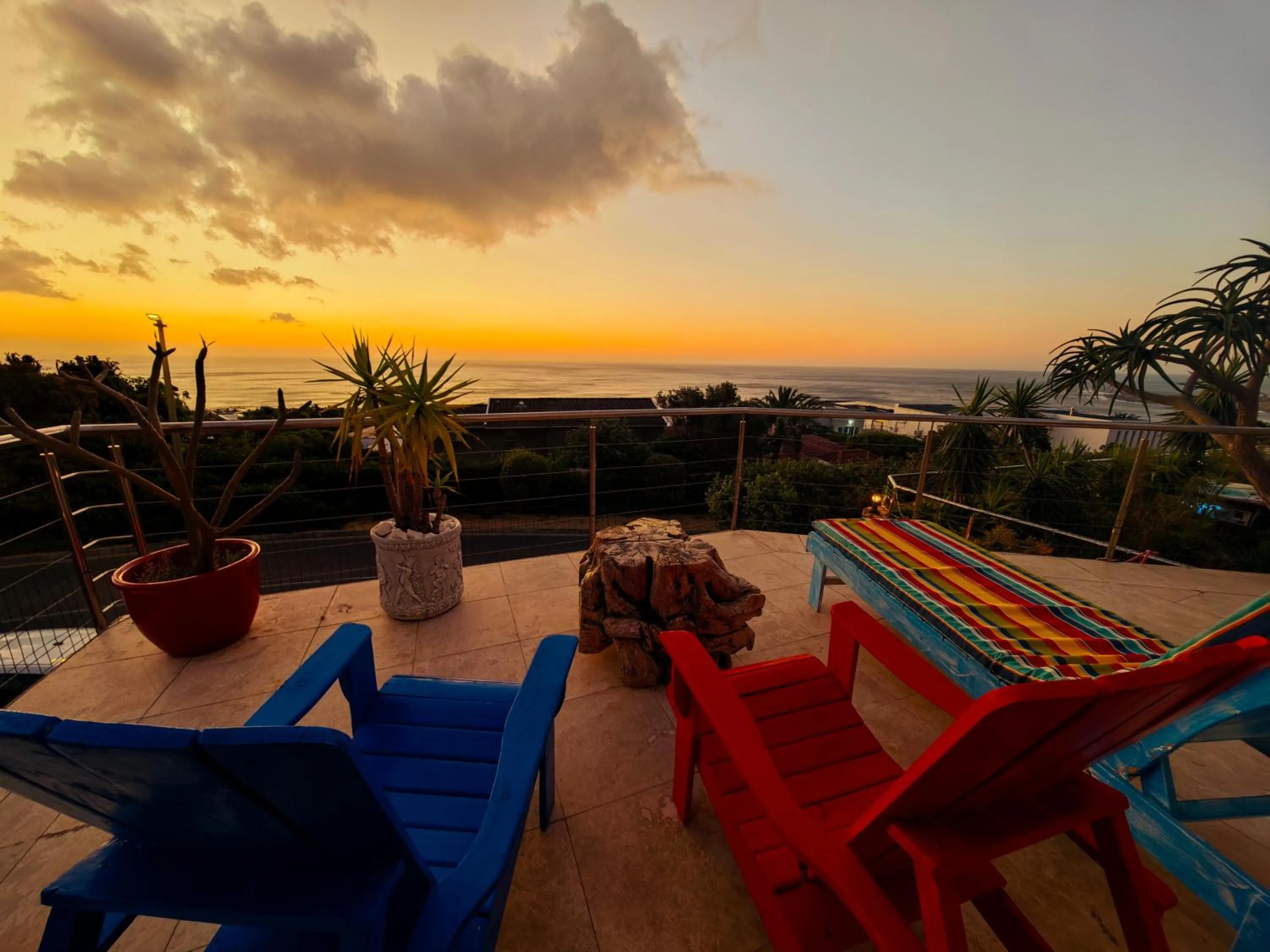 Patio in Beachwood Camps Bay