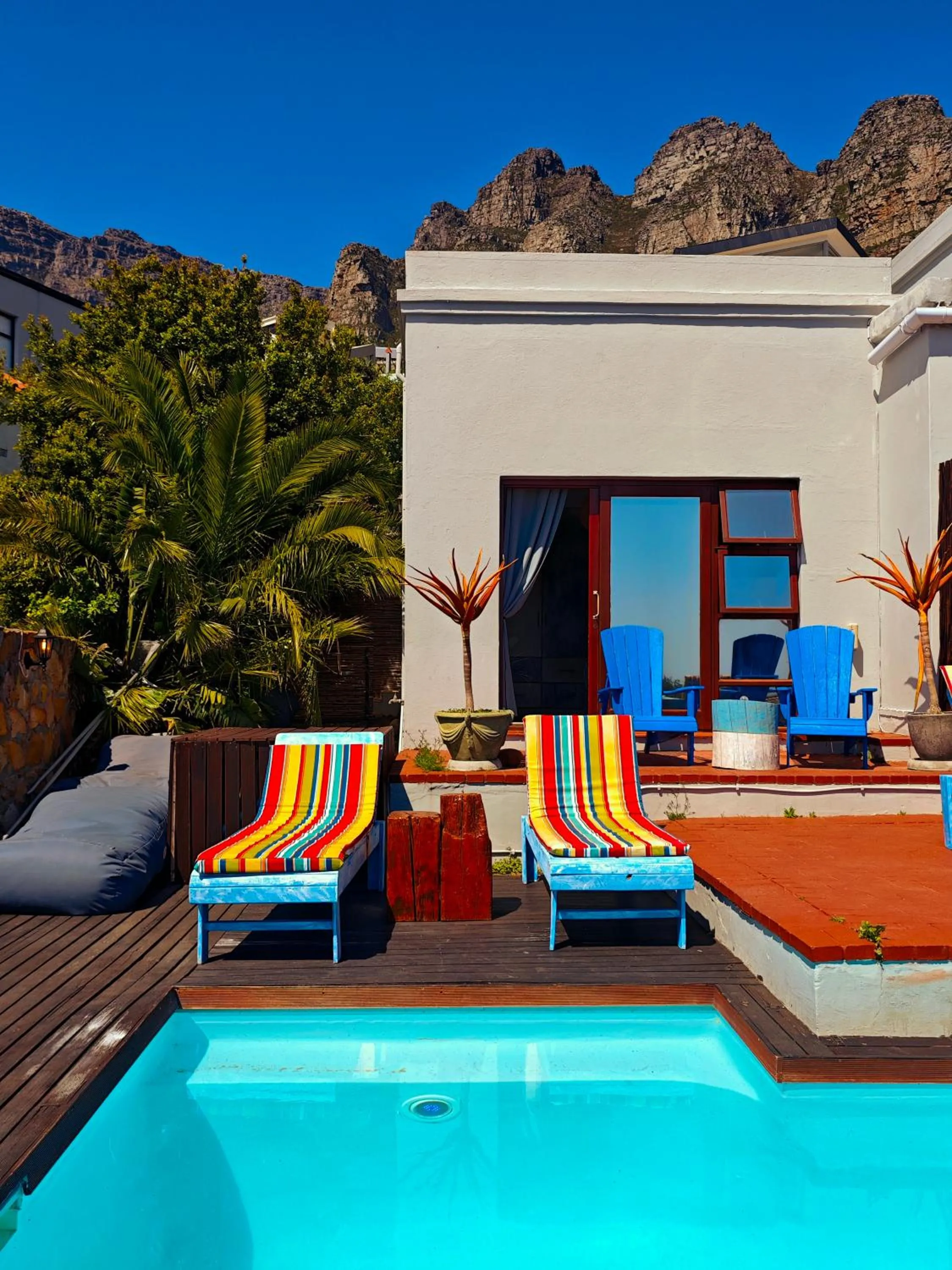 Pool view in Beachwood Camps Bay