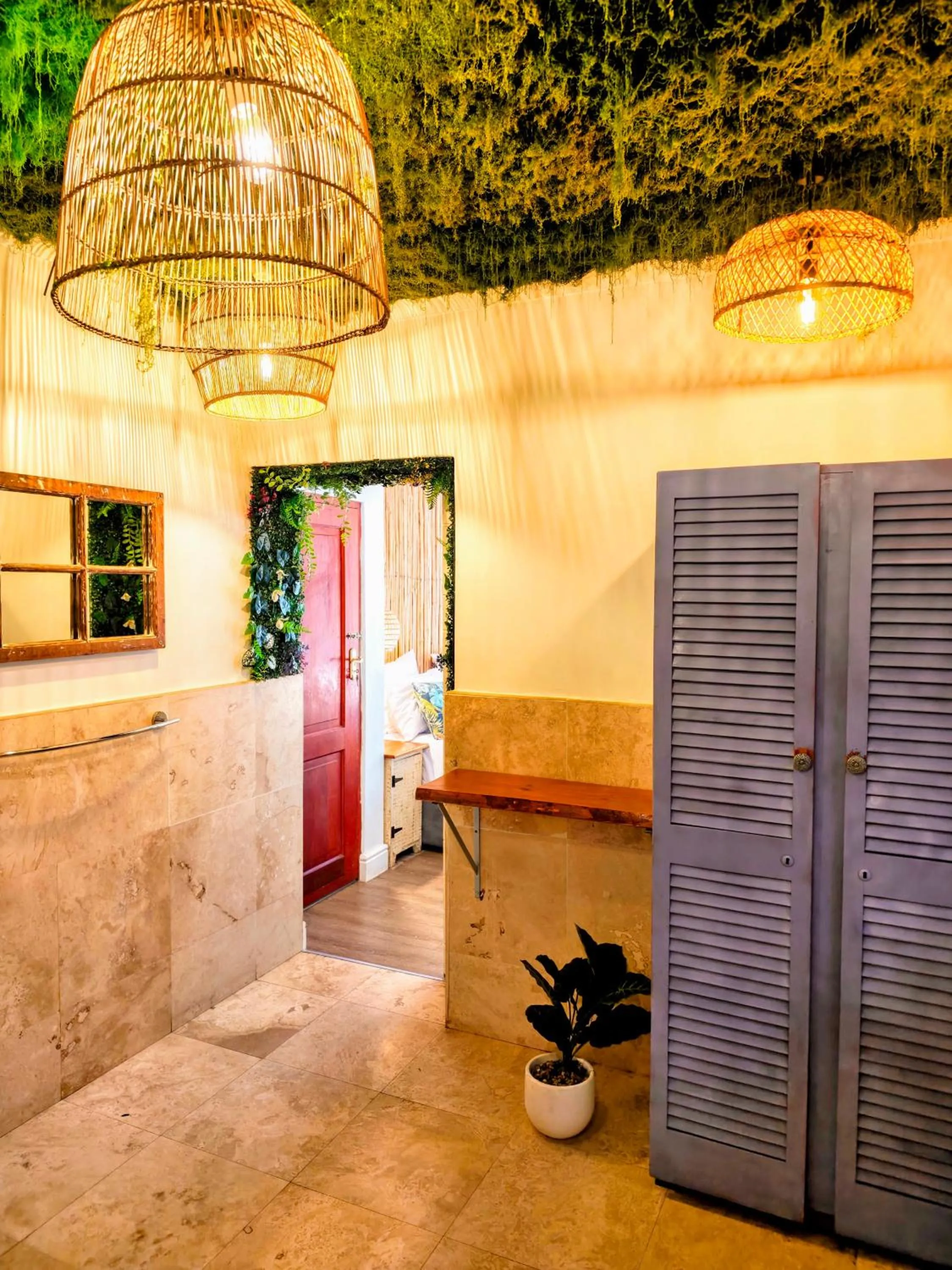 Bathroom in Beachwood Camps Bay