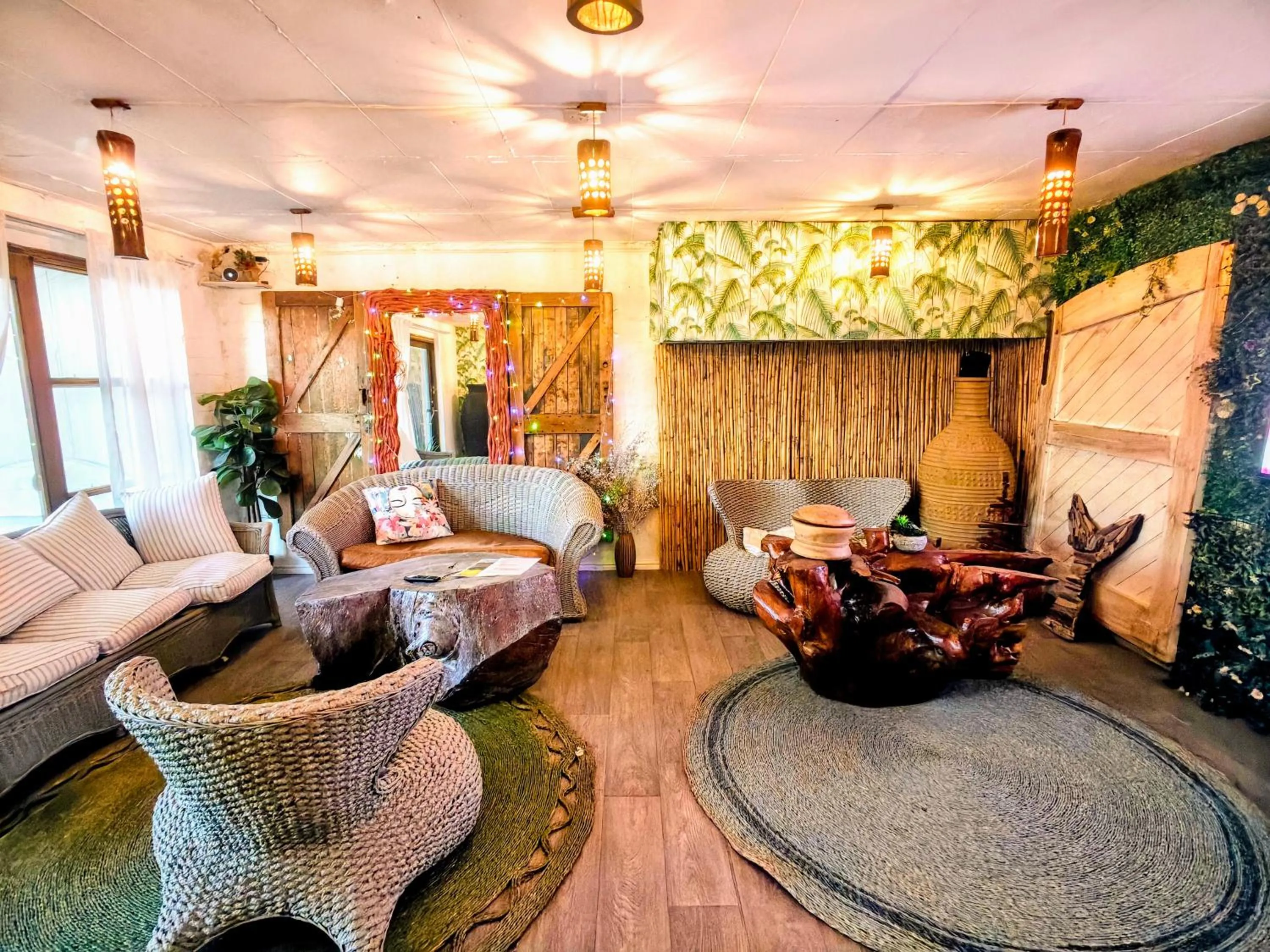 Living room in Beachwood Camps Bay