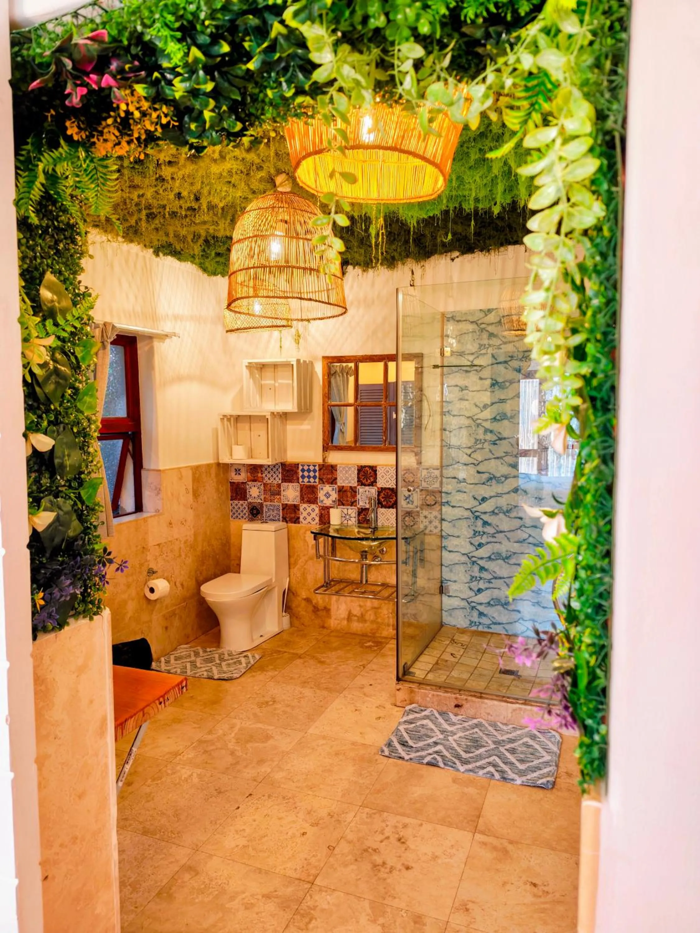 Bathroom in Beachwood Camps Bay