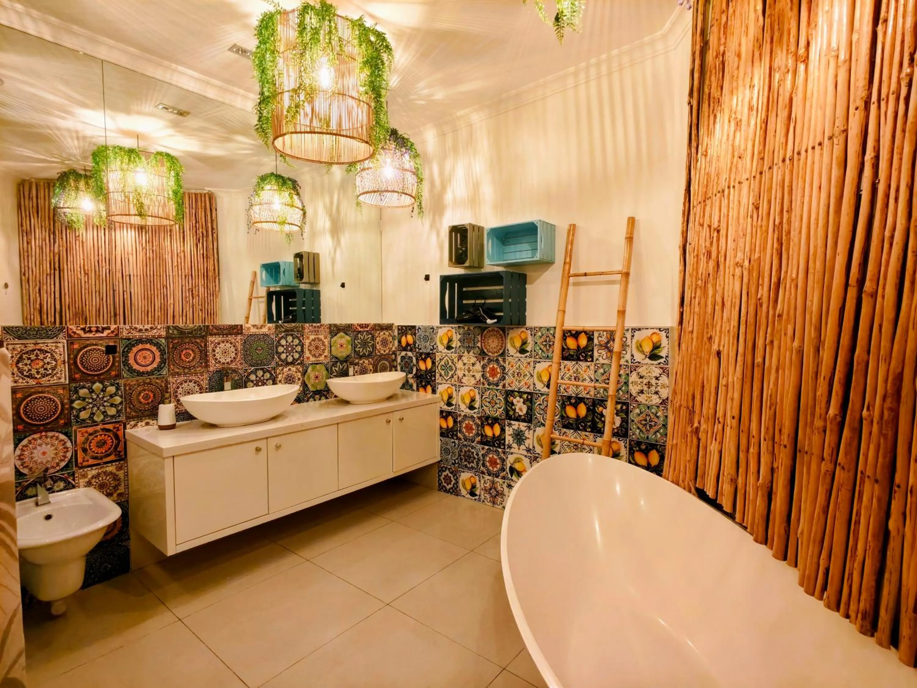 Hot Tub in Beachwood Camps Bay