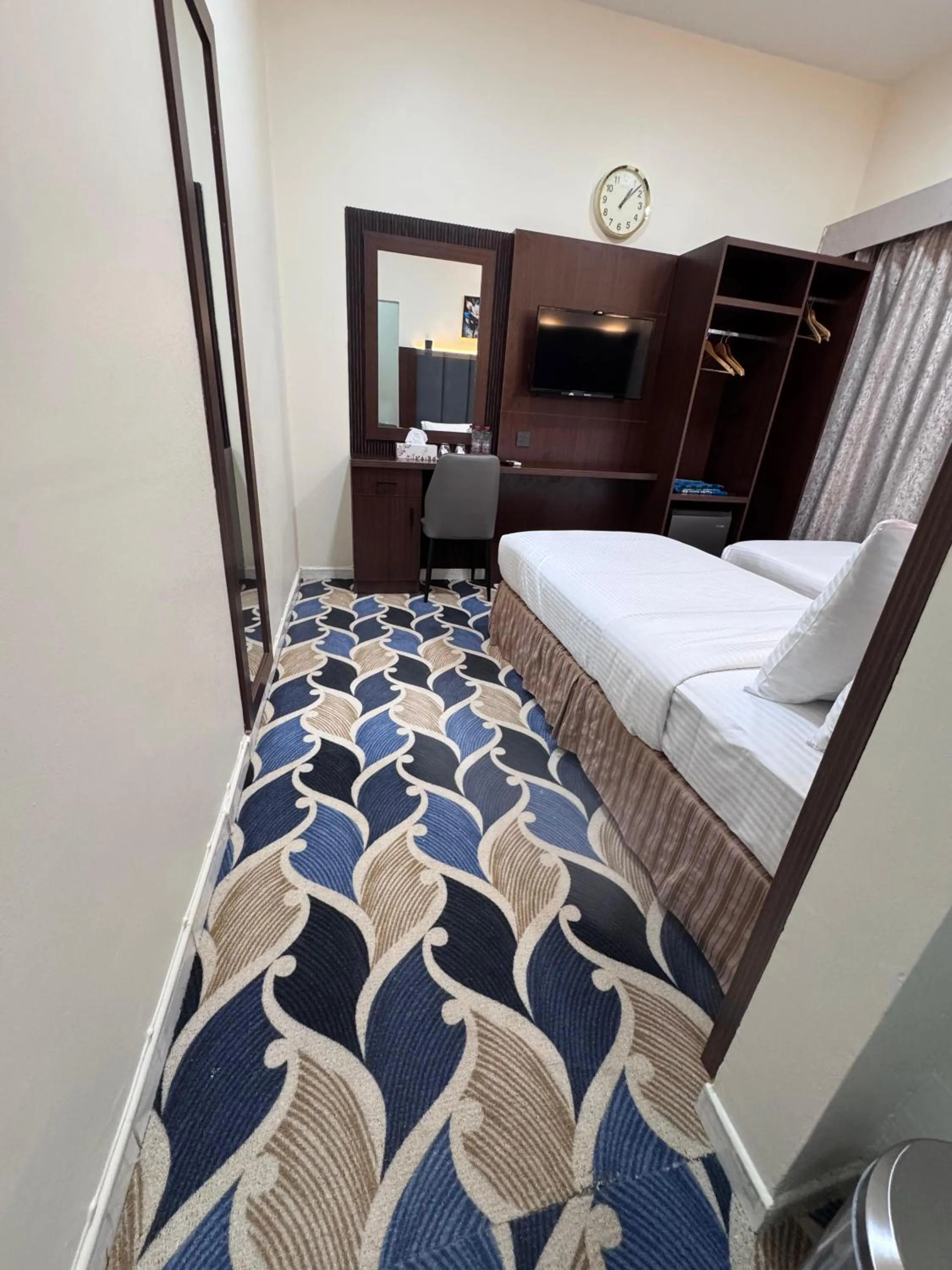 TV and multimedia, Bed in Blue Sky Way Hotel