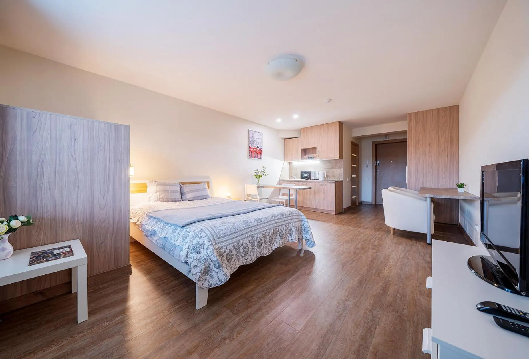 Bed in Gynėjų Self Check-in Apartments - Lollo Stay