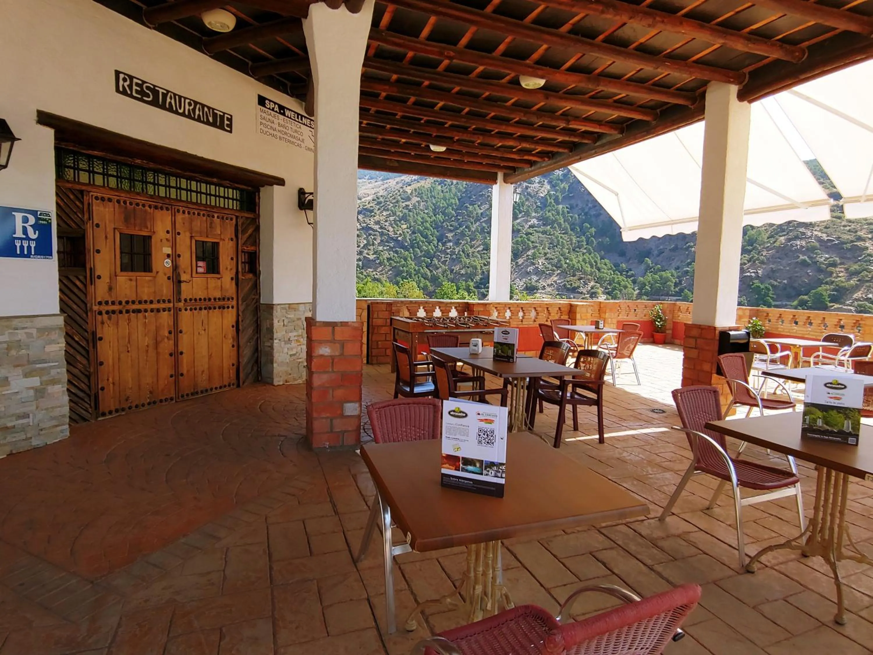 Restaurant/places to eat in Turismo Rural & SPA El Cercado