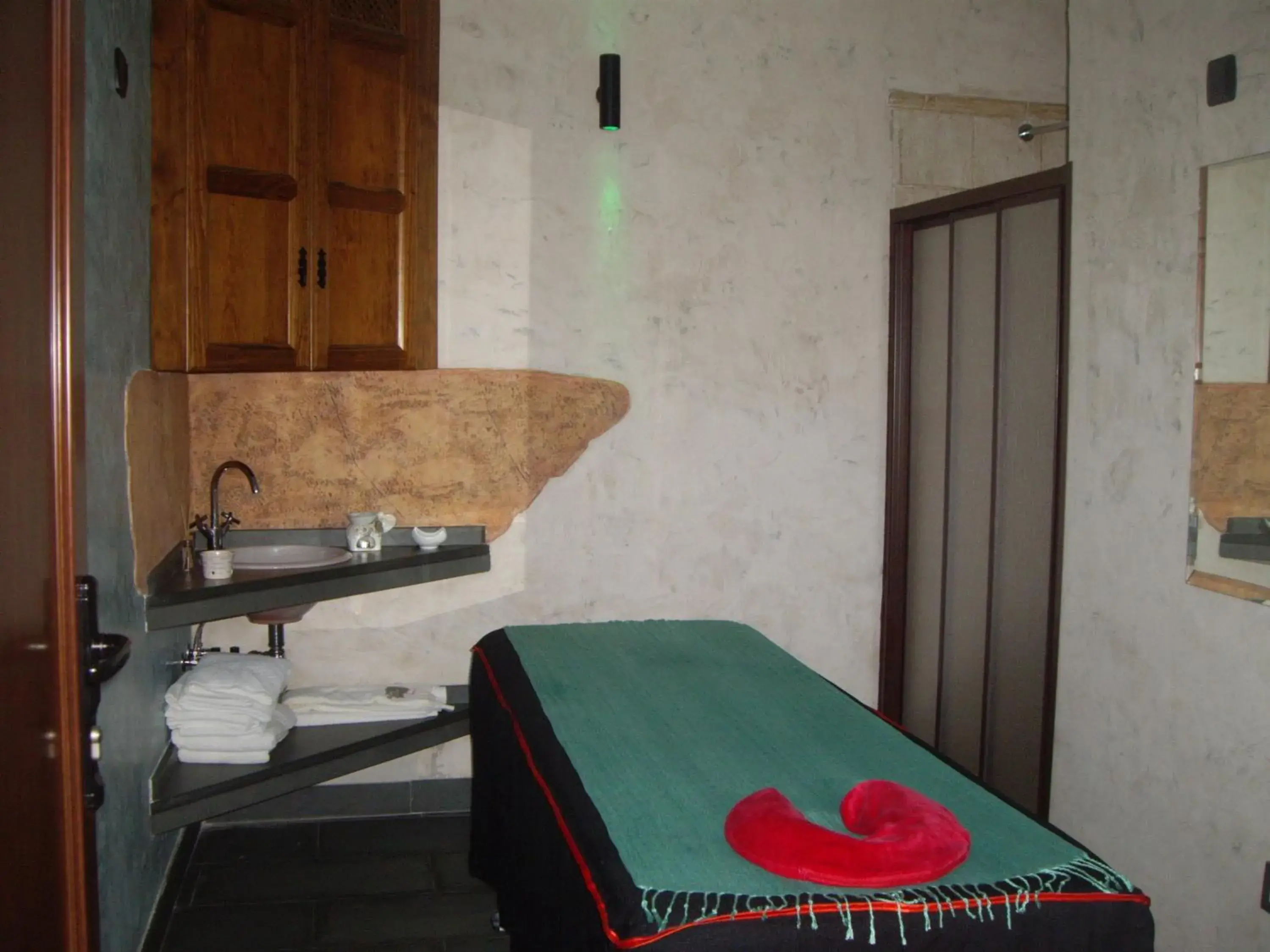 Massage, Bed in Turismo Rural & SPA El Cercado Massage, Bed in Turismo Rural & SPA El Cercado