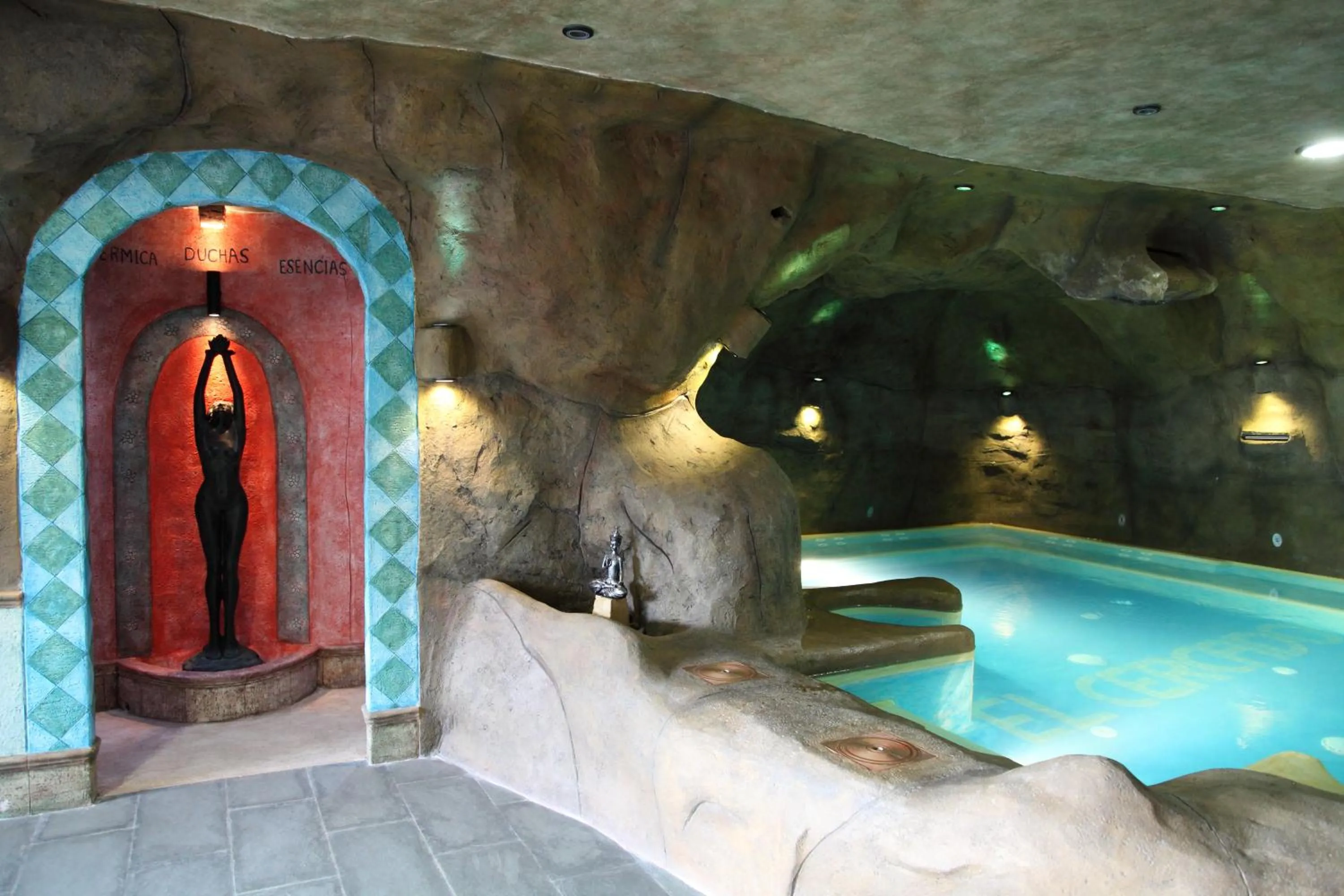 Spa and wellness centre/facilities in Turismo Rural & SPA El Cercado