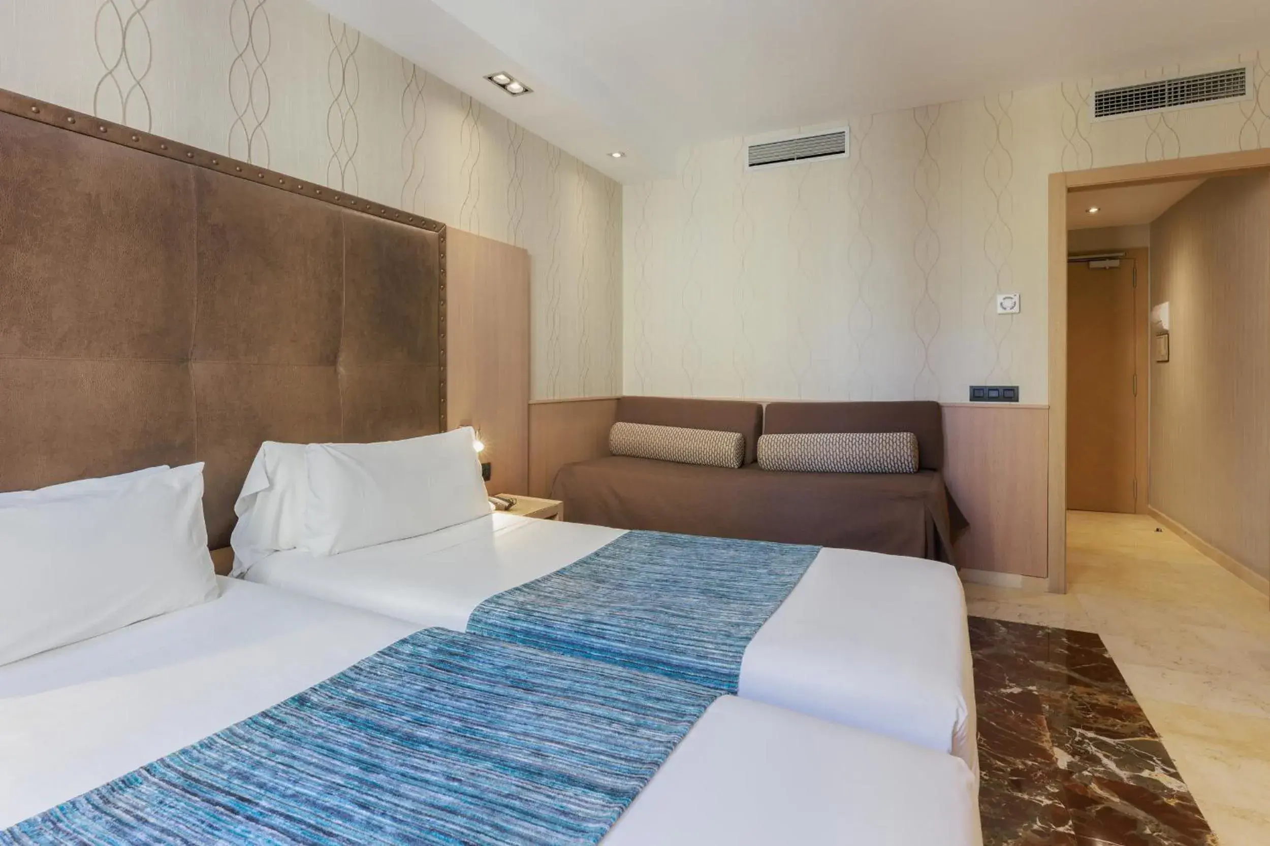 Bedroom, Bed in Hotel Gótico Bedroom, Bed in Hotel Gótico