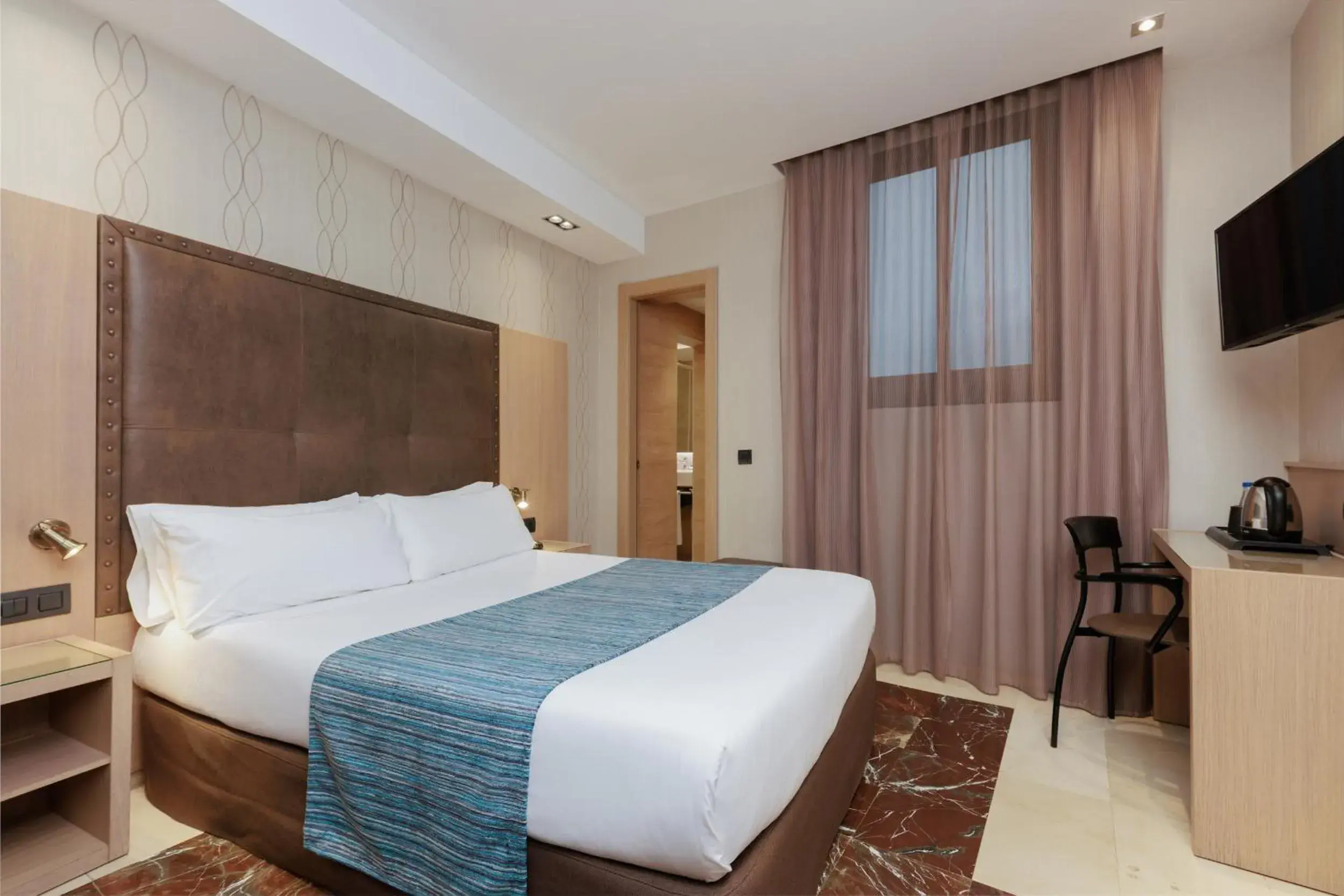 Bedroom, Bed in Hotel Gótico Bedroom, Bed in Hotel Gótico