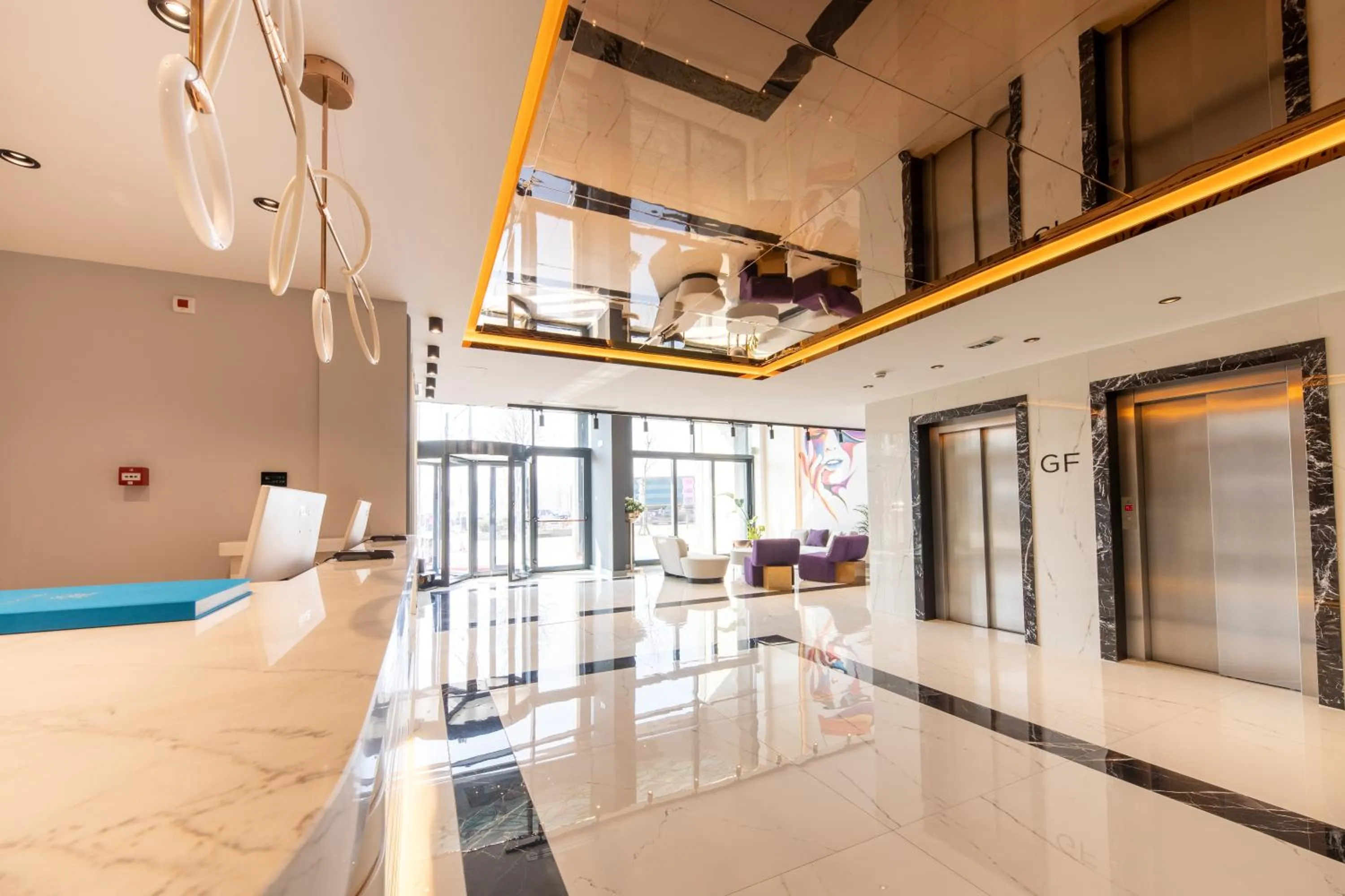 Lobby or reception in Calisi Hotel