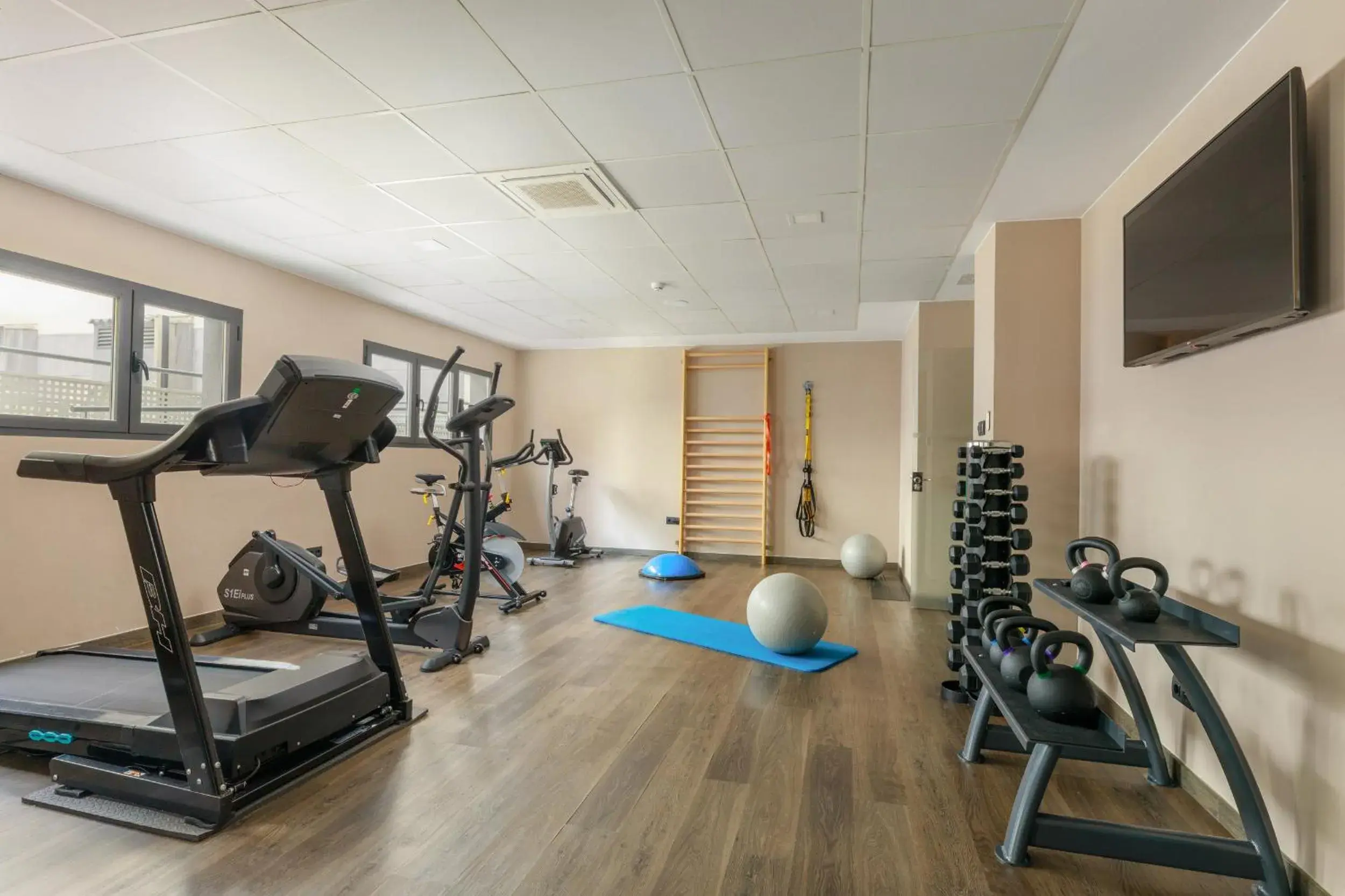 Fitness centre/facilities in Hotel Pedro I De Aragon 4 Estrellas SUPERIOR Fitness centre/facilities in Hotel Pedro I De Aragon 4 Estrellas SUPERIOR