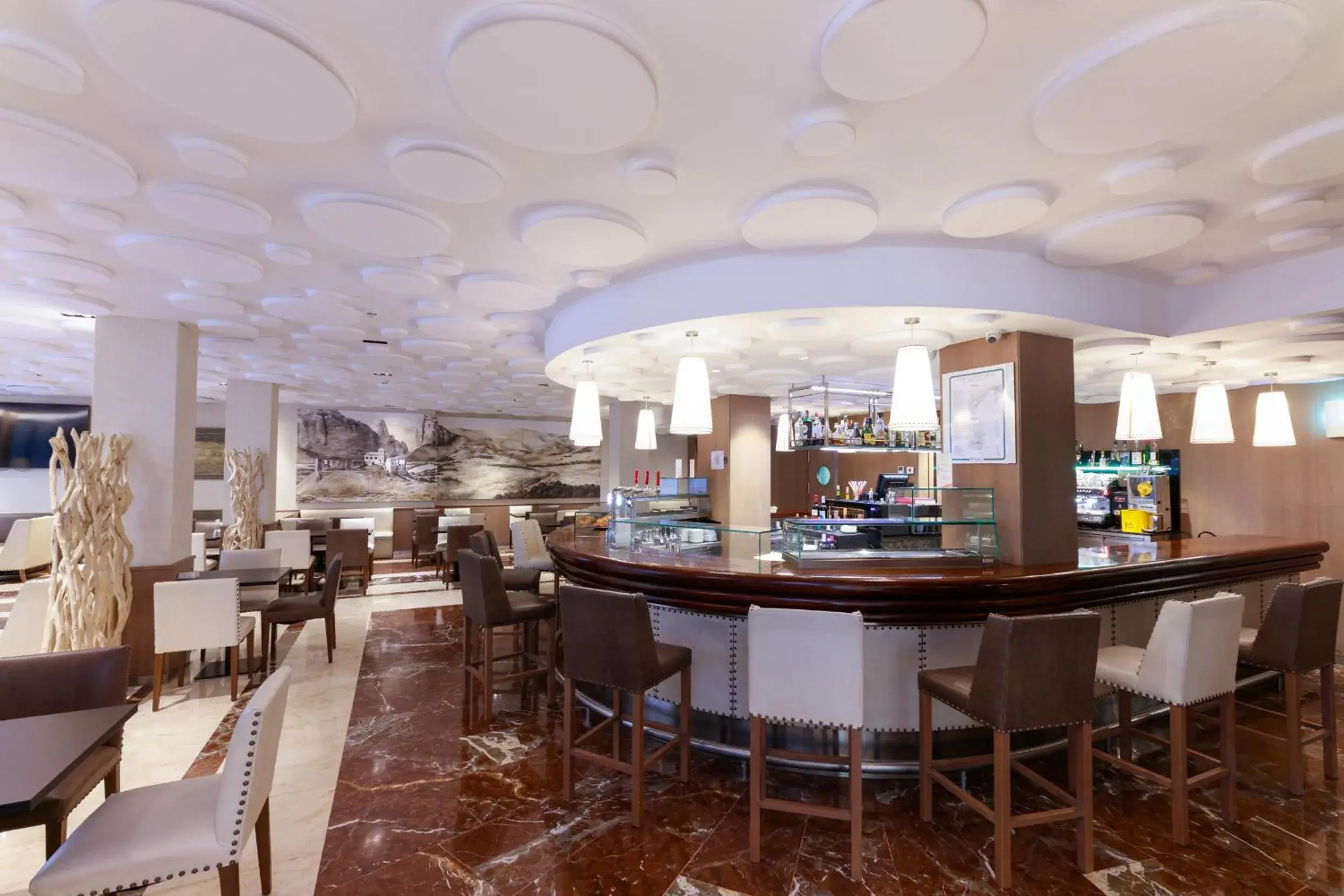 Lounge or bar in Hotel Pedro I De Aragon 4 Estrellas SUPERIOR Lounge or bar in Hotel Pedro I De Aragon 4 Estrellas SUPERIOR