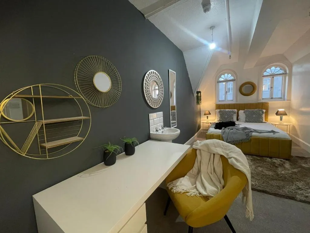 Mollyinn Central Brighton