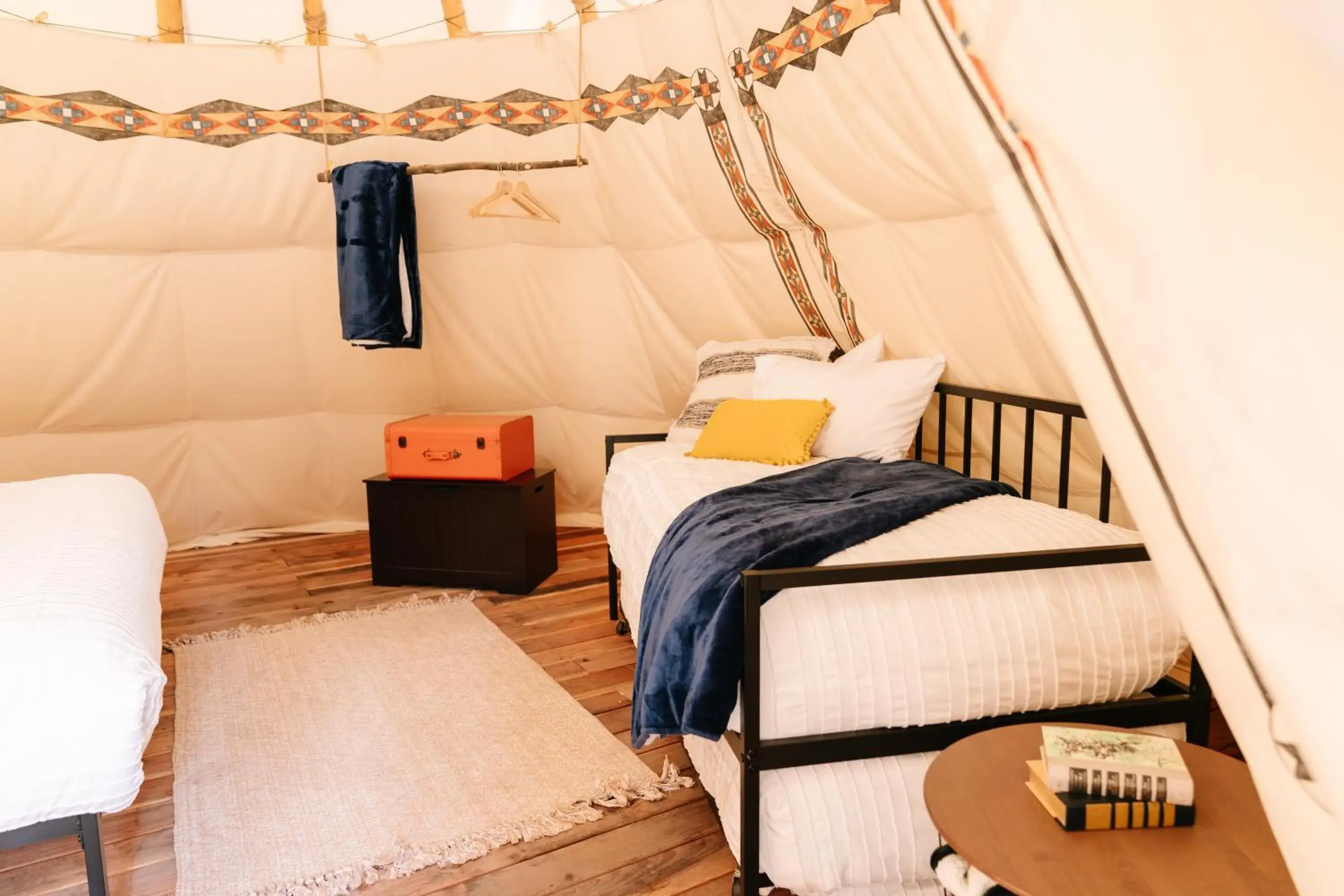 Yellowstone Luxury Tepee in Starlight Retreat Yellowstone Yellowstone Luxury Tepee in Starlight Retreat Yellowstone