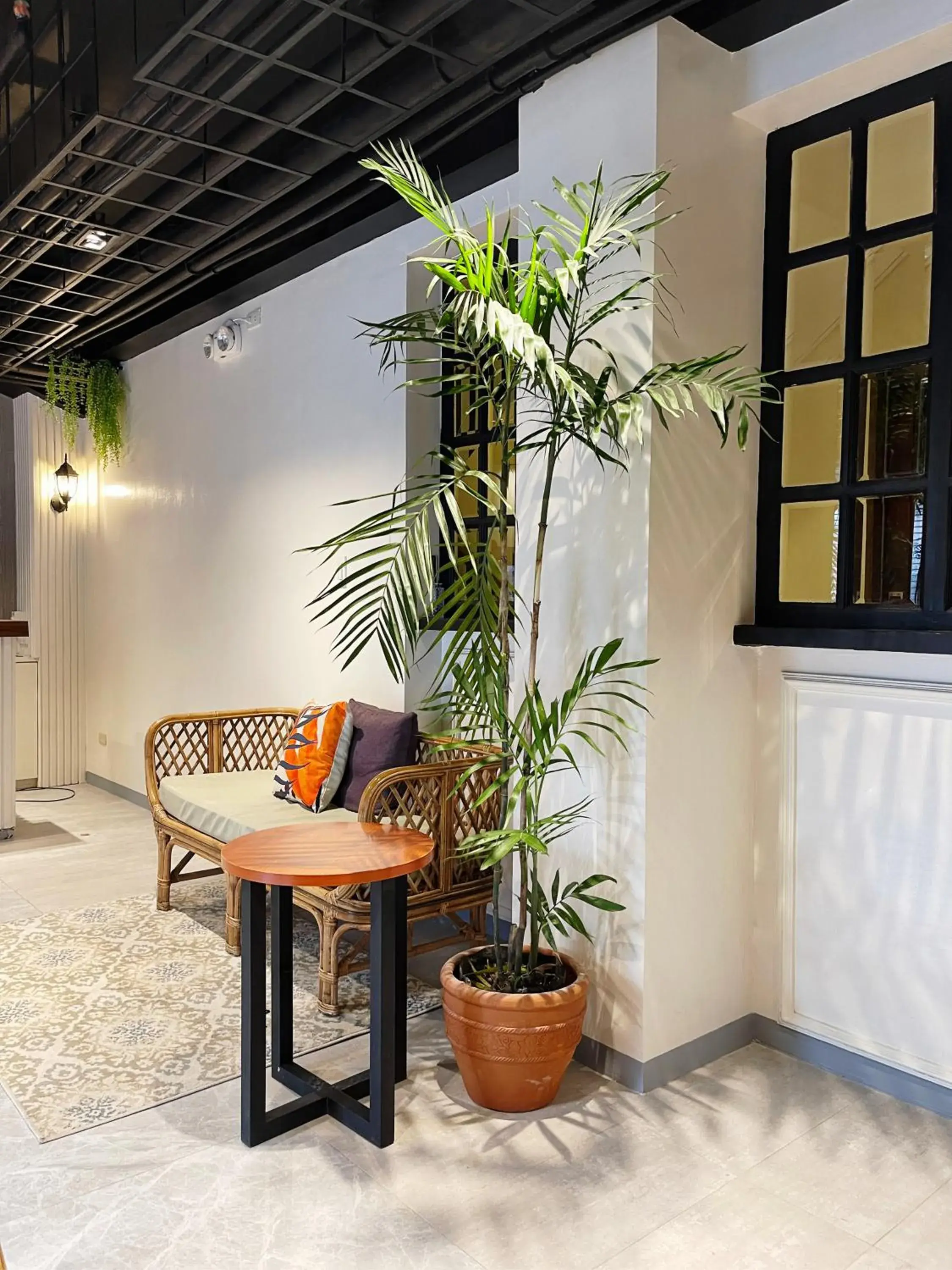 Lobby or reception in Airo Suites Makati Lobby or reception in Airo Suites Makati