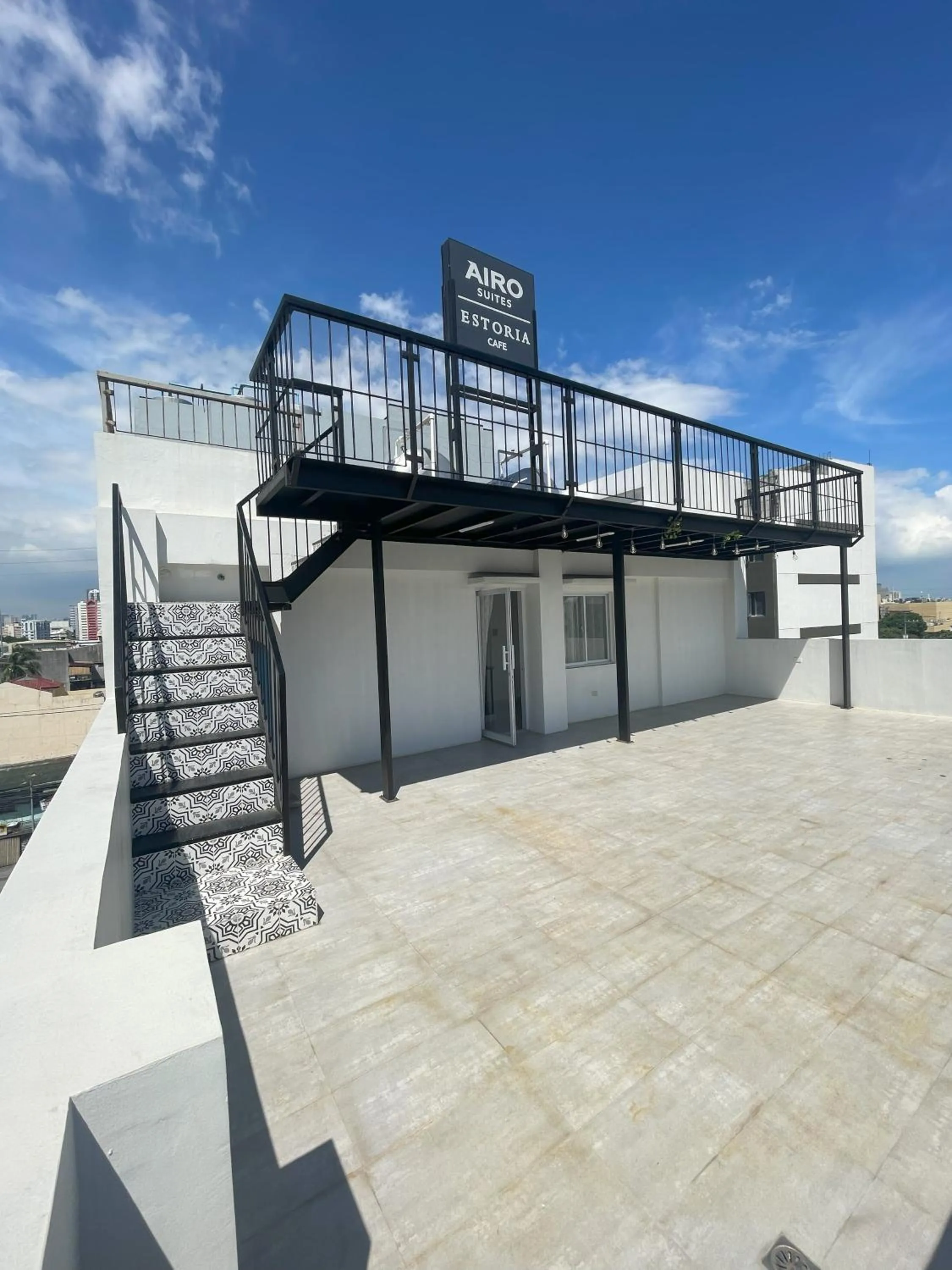 Balcony/Terrace in Airo Suites Makati