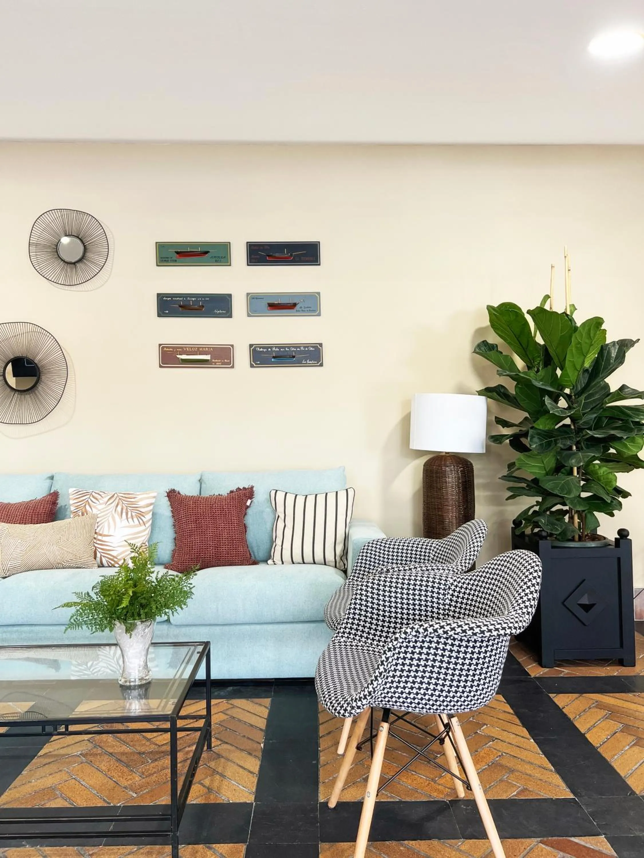 Lounge or bar in Soho Boutique Puerto