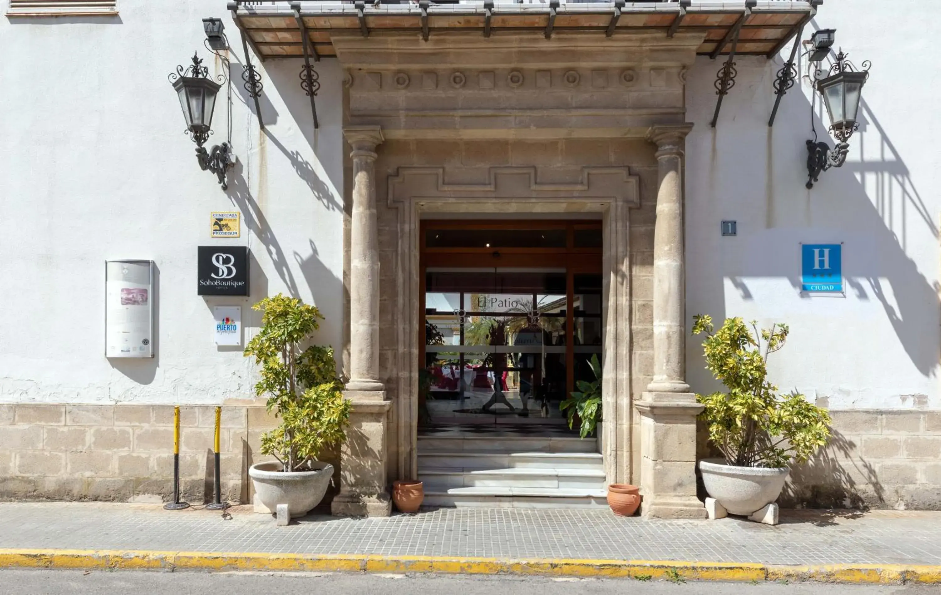 Property building in Soho Boutique Puerto Property building in Soho Boutique Puerto