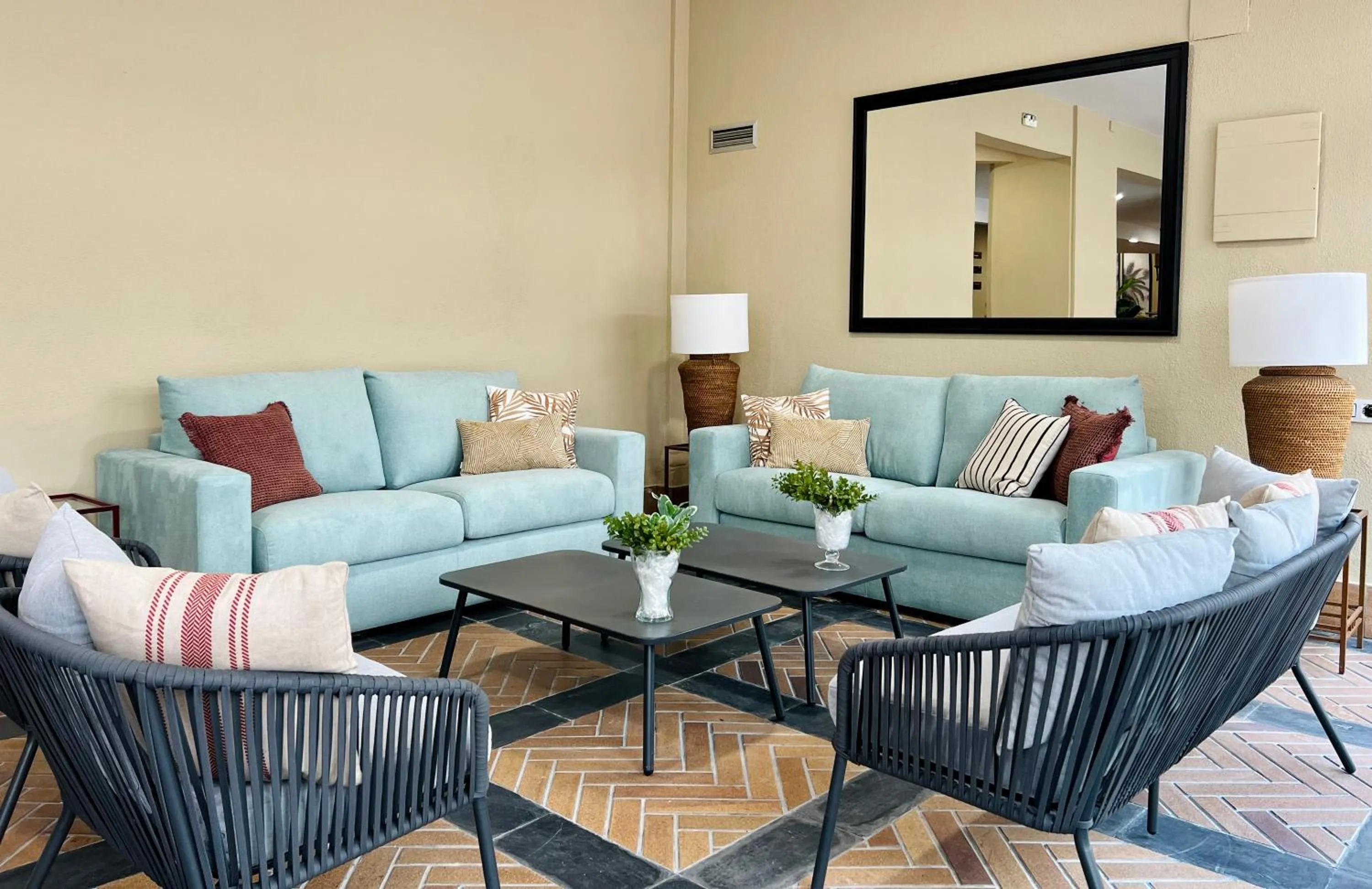 Lounge or bar in Soho Boutique Puerto