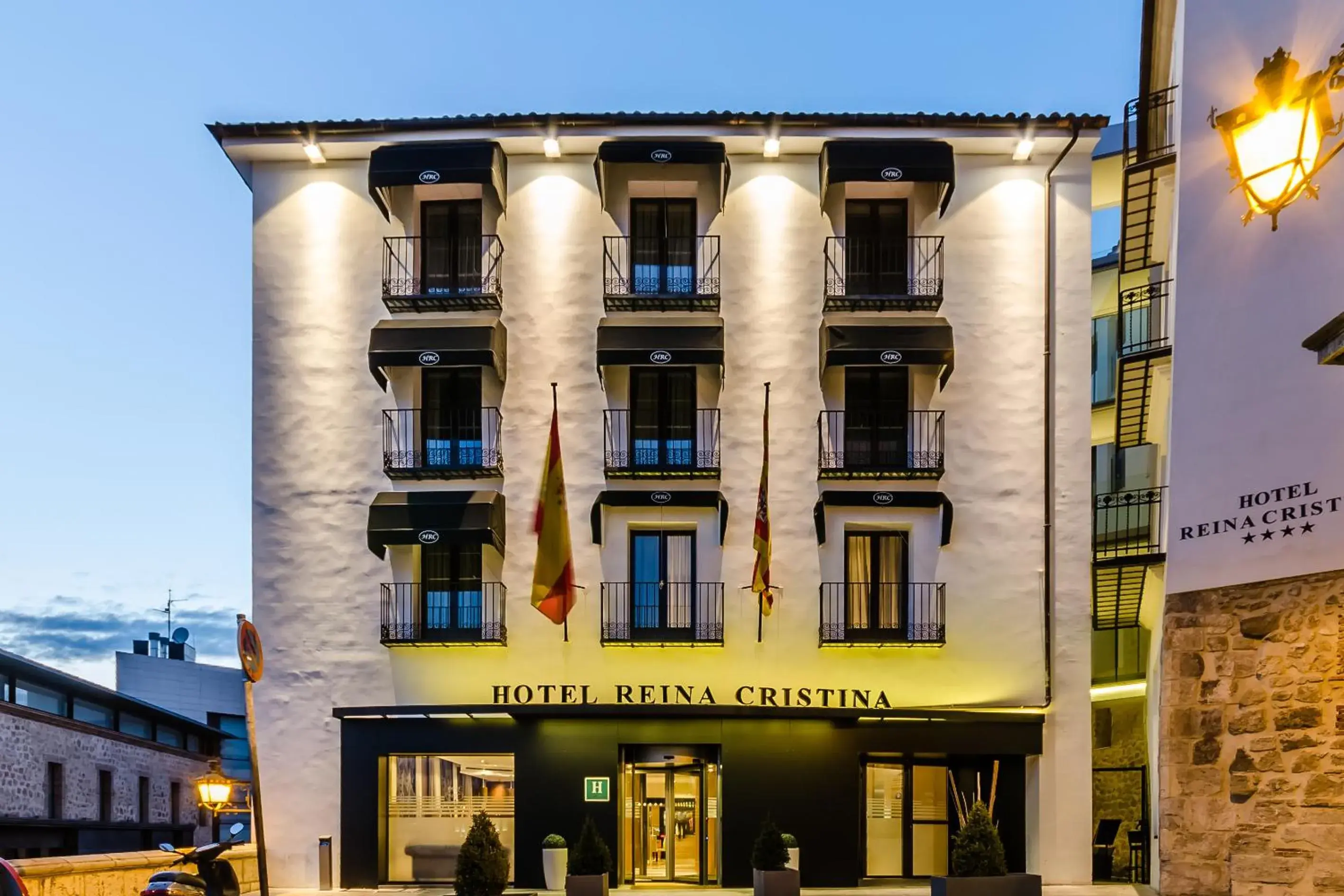 Property building in Hotel Reina Cristina Property building in Hotel Reina Cristina