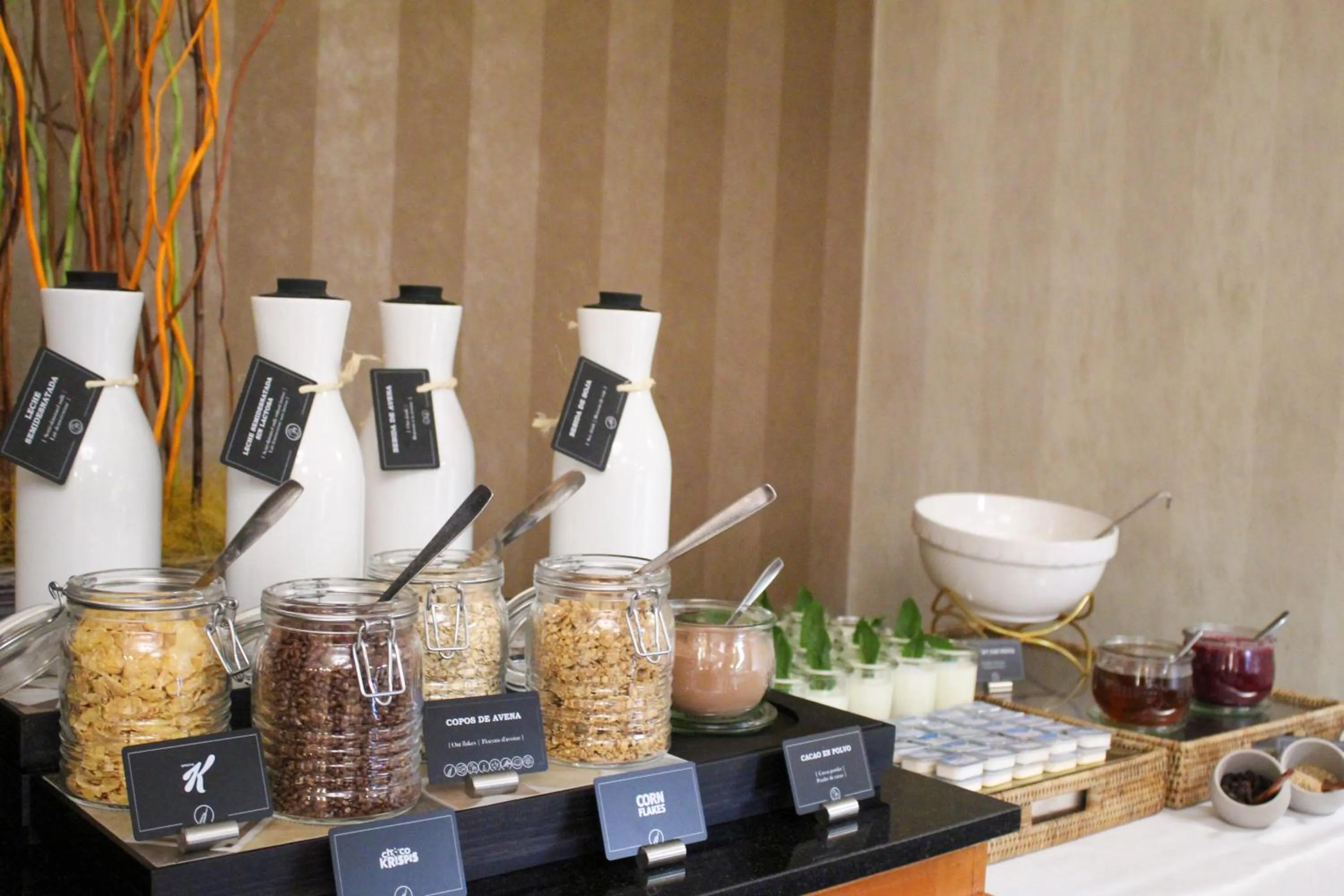 Buffet breakfast in Hotel Reina Cristina