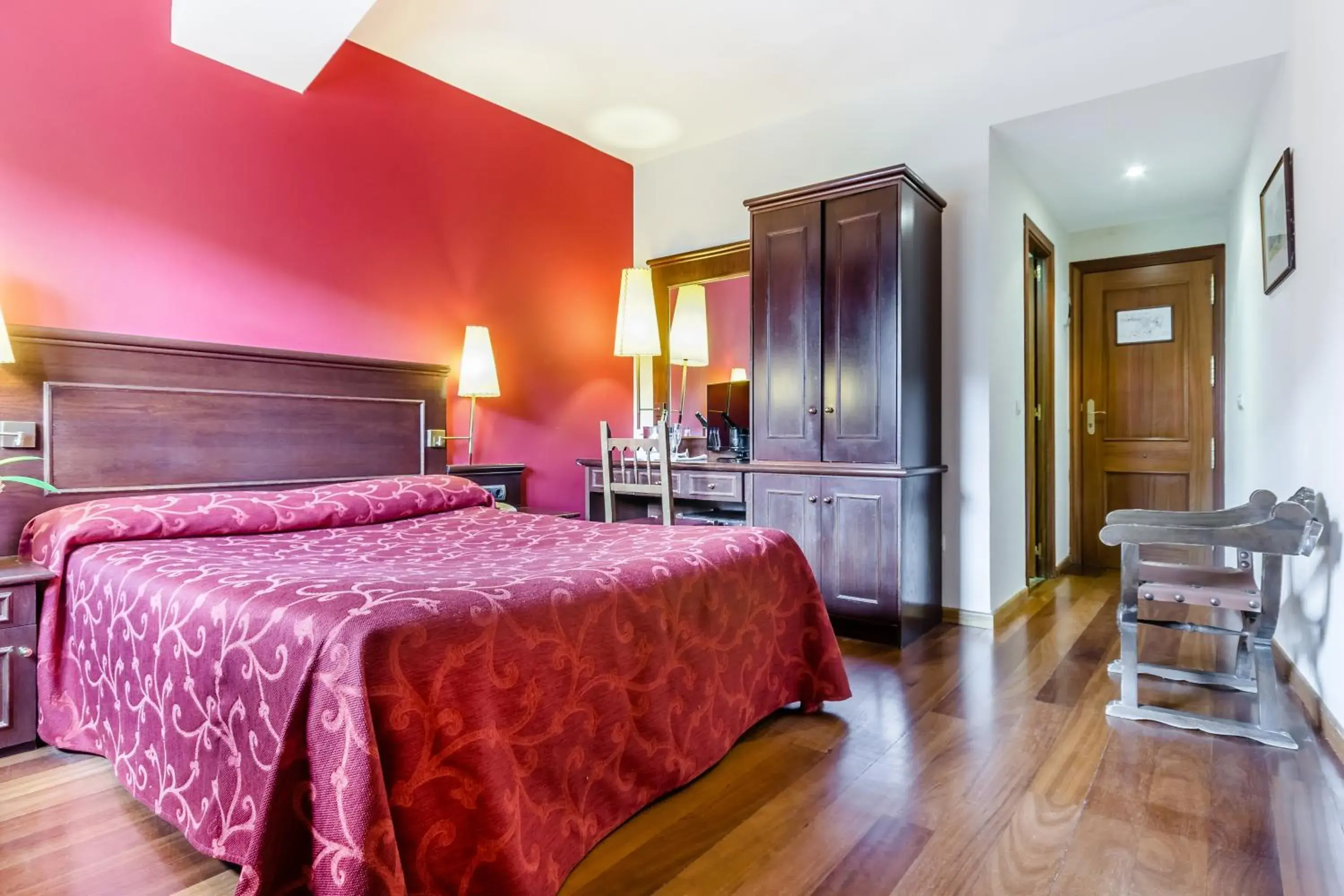 Toilet, Bed in Hotel Albarracín Toilet, Bed in Hotel Albarracín