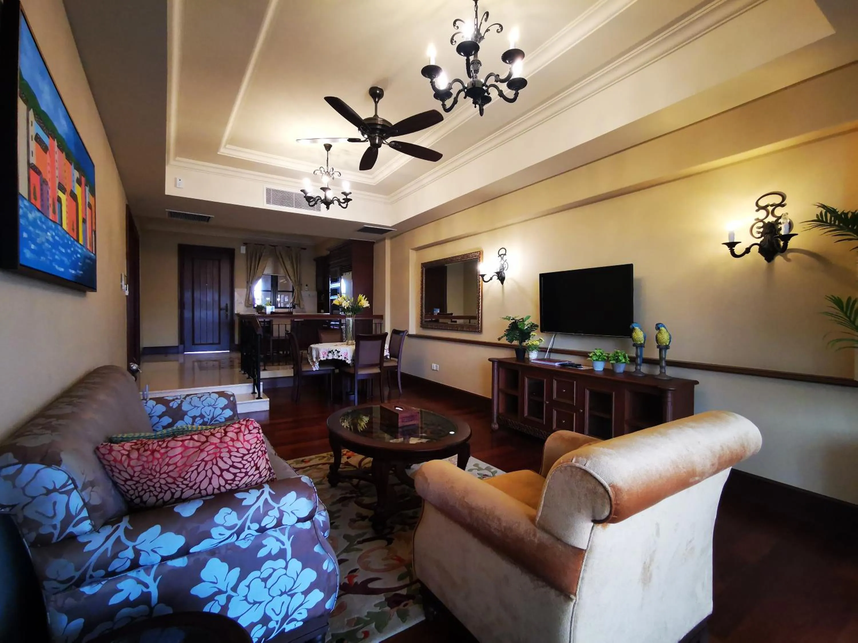 Living room in Casa del Rio Residences