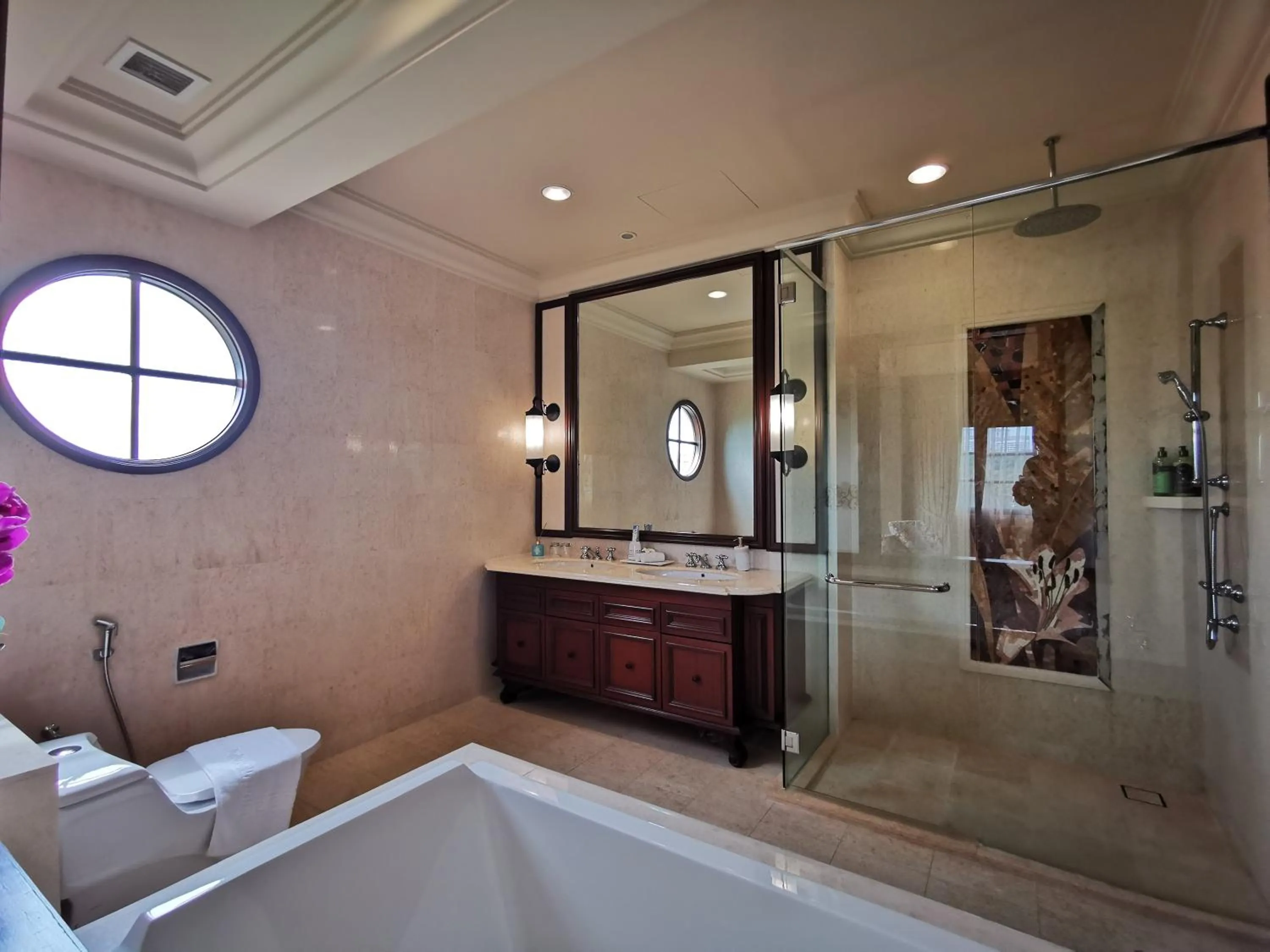 Bath in Casa del Rio Residences