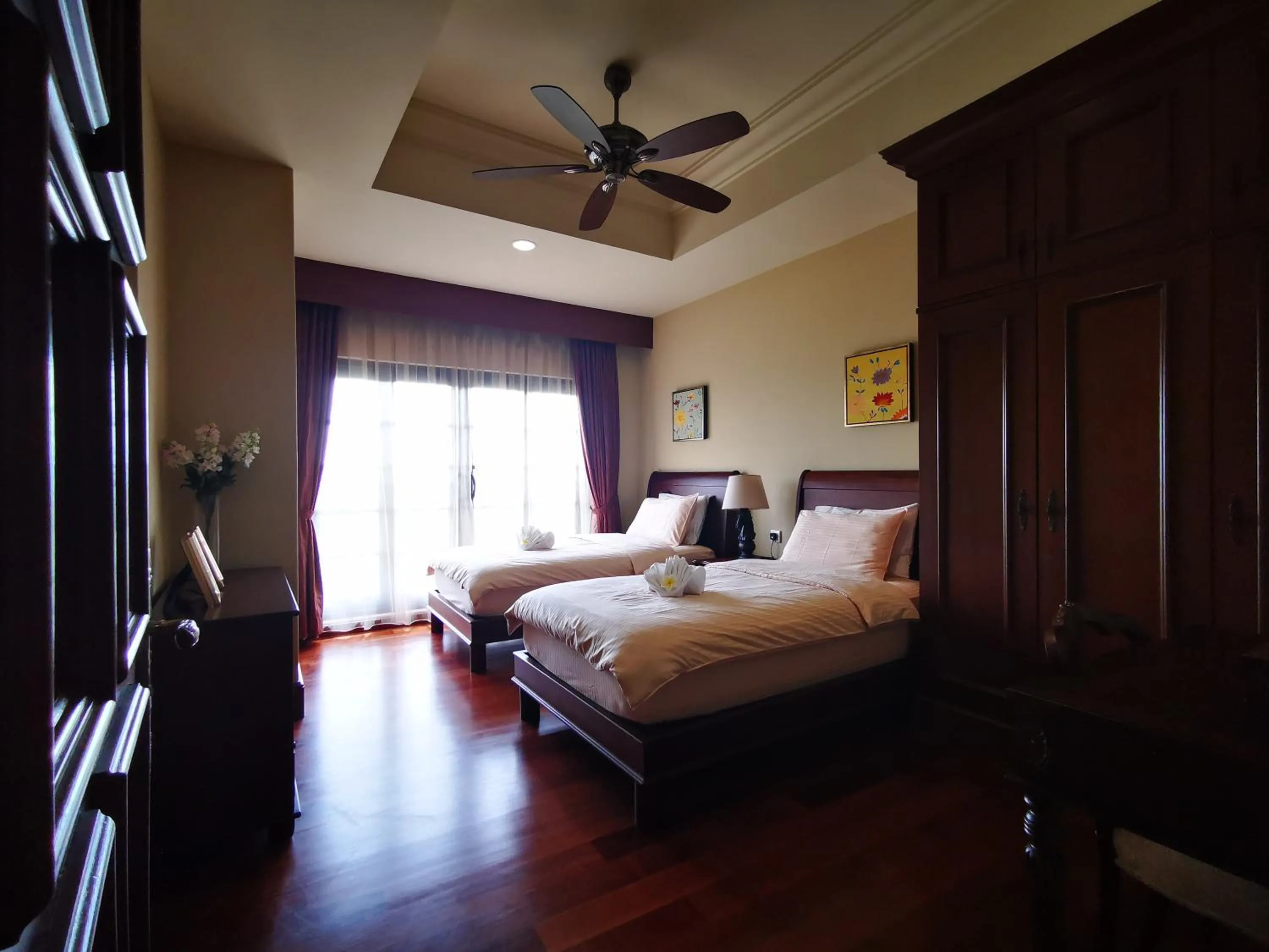 Bed in Casa del Rio Residences