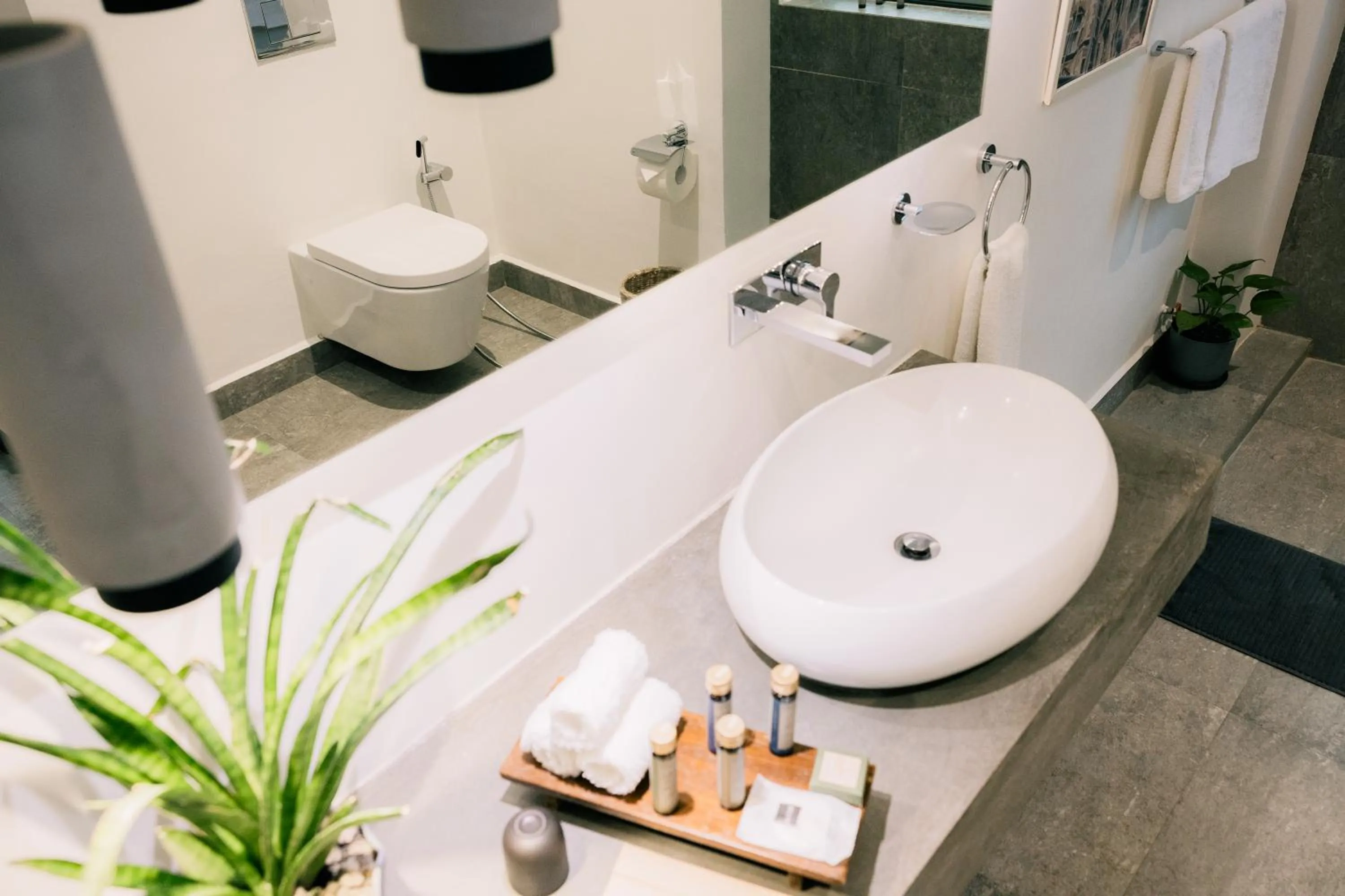 Bathroom in Nuuk Taal Lake
